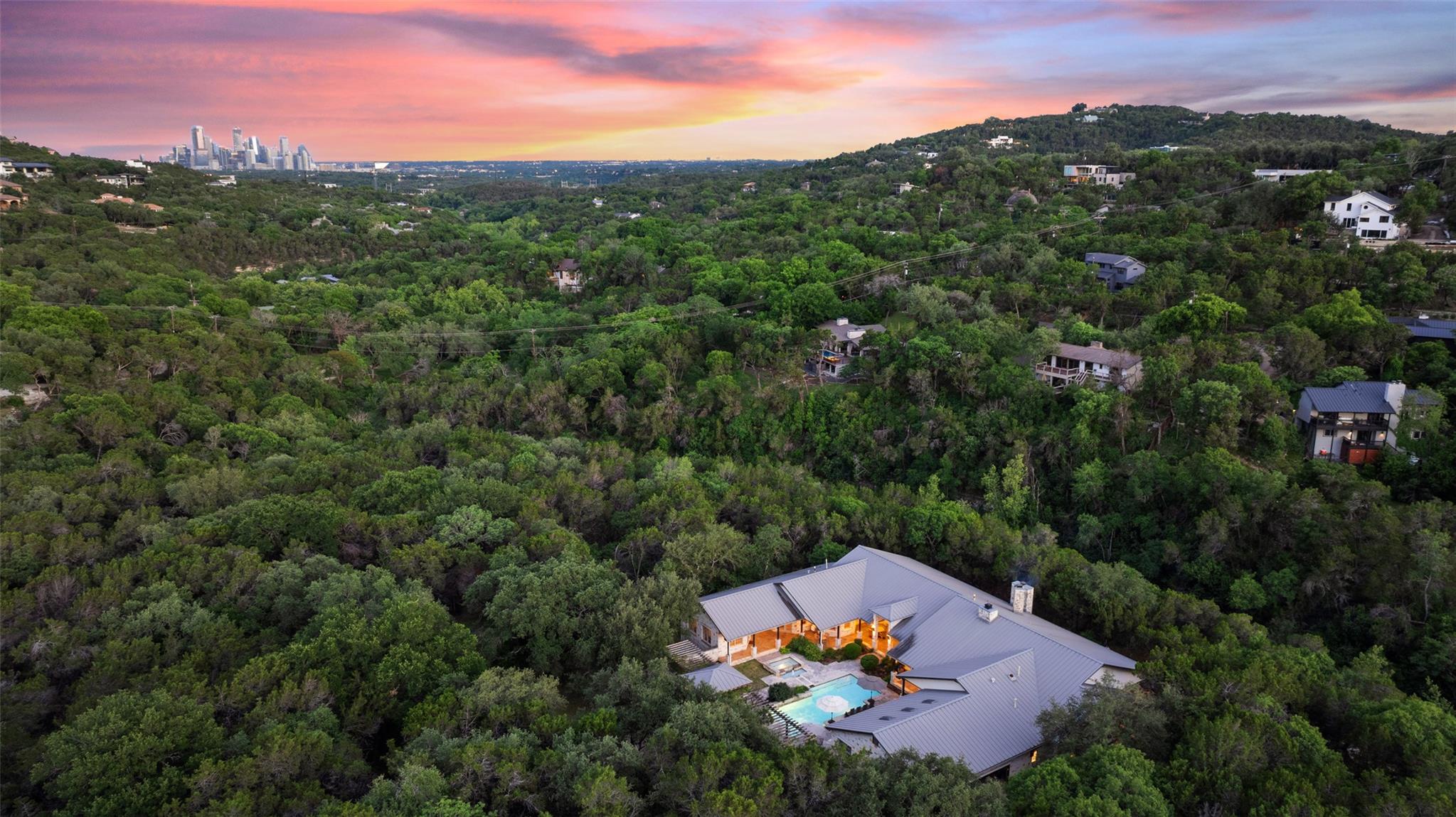 Listing photo 1 of 1601  Wild Basin Ledge None