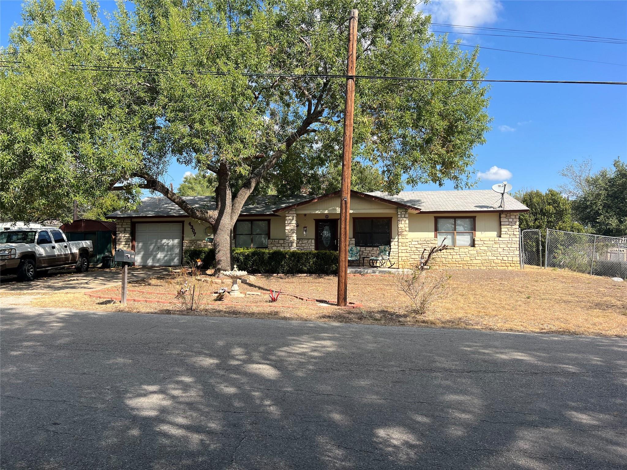 4307  Cottonwood Dr 매물 사진 1