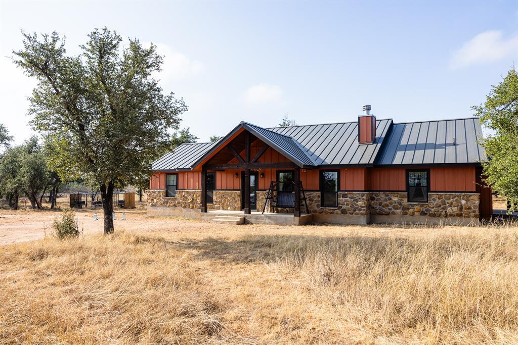 Listing photo 1 of 300  Kiowa Creek Trl