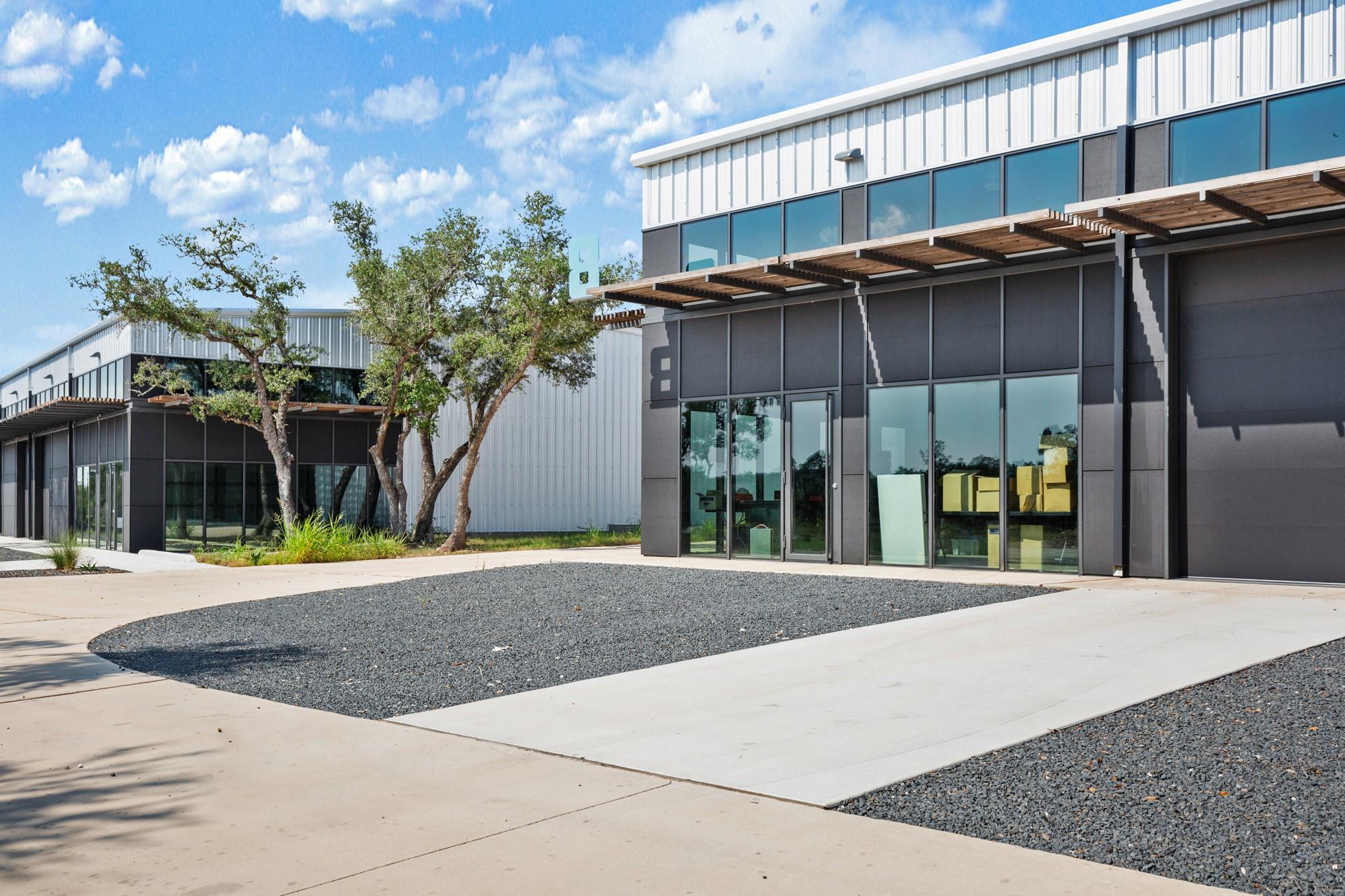 Listing photo 1 of 14510  Fitzhugh Rd  #8