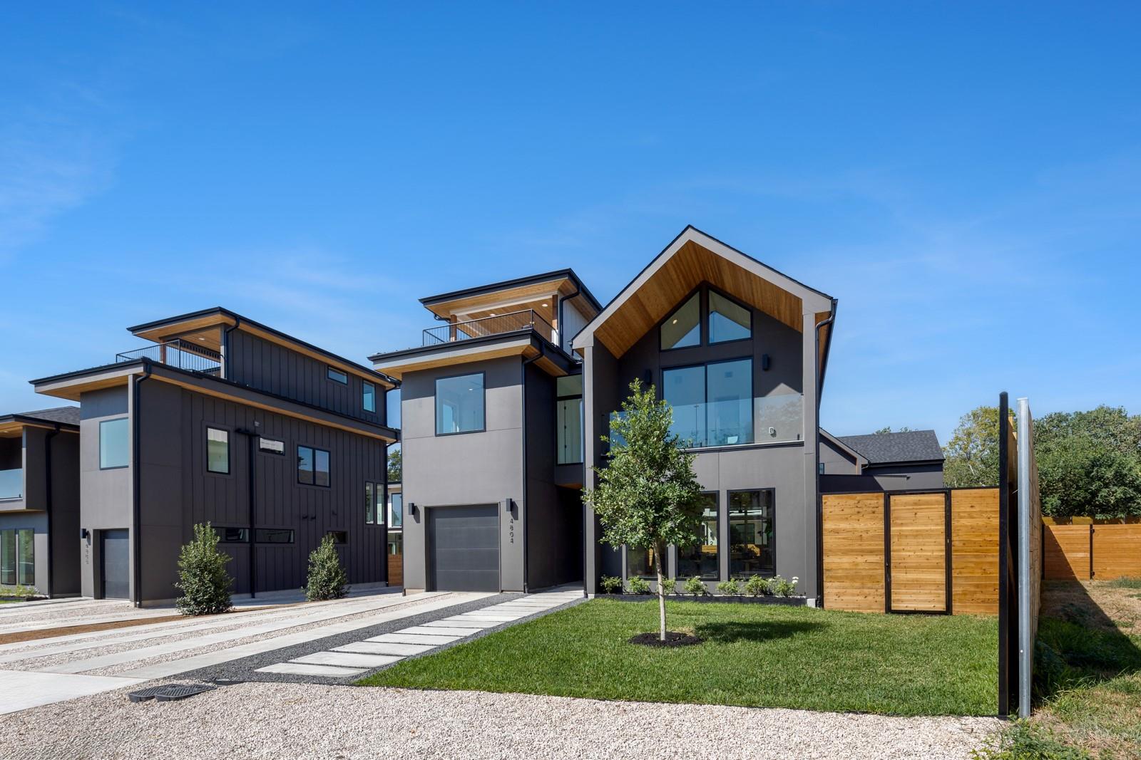 Listing photo 1 of 4804  Richmond #1 Ave