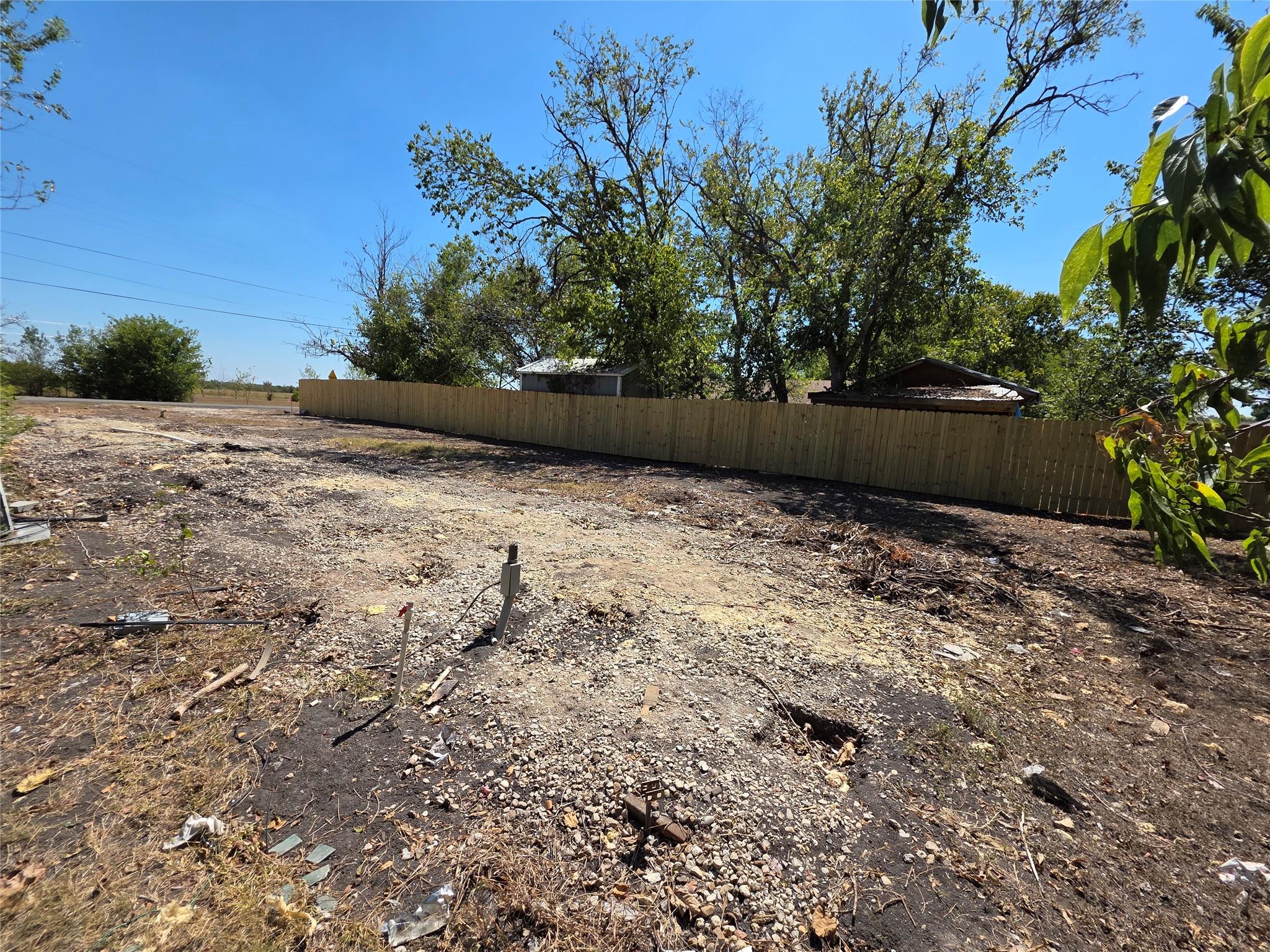 Listing photo 1 of 112  2nd Ave