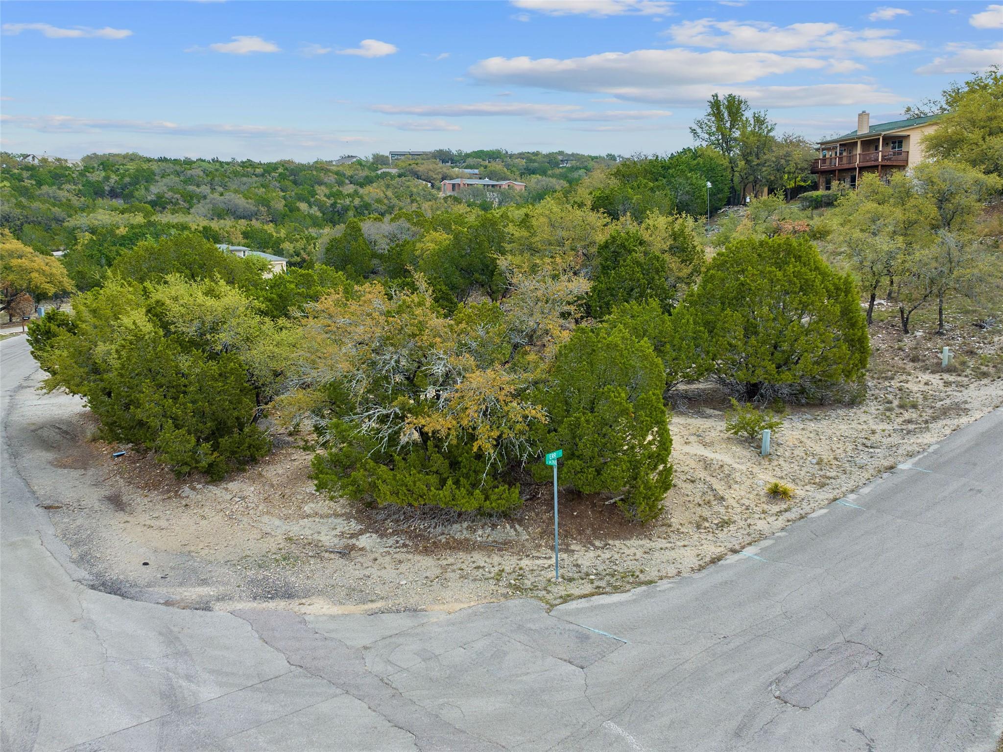 Listing photo 1 of 21512  Perry Cove None