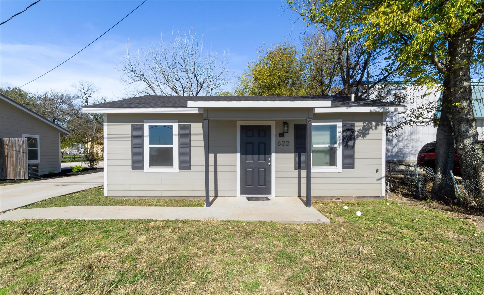 Bungalow featuring a porch
