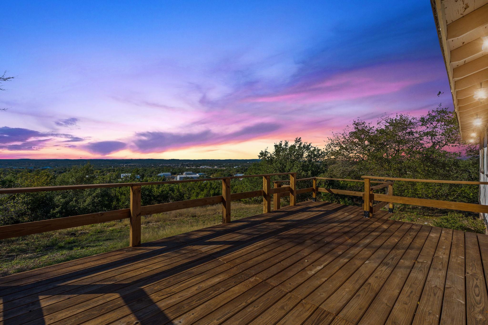 Listing photo 1 of 220  Harmon Hills Rd