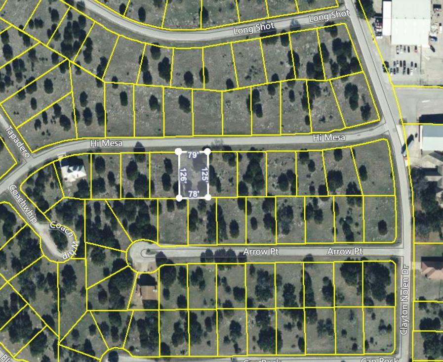 Aerial map of property and surrounding area featu