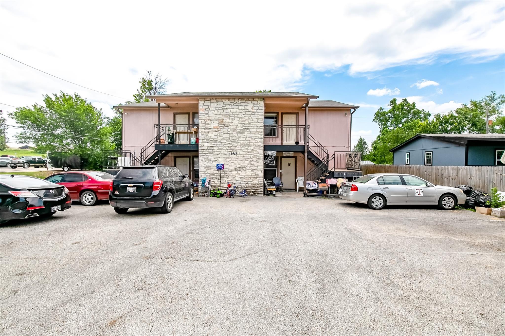 Listing photo 1 of 8419  Riverstone Dr  #D