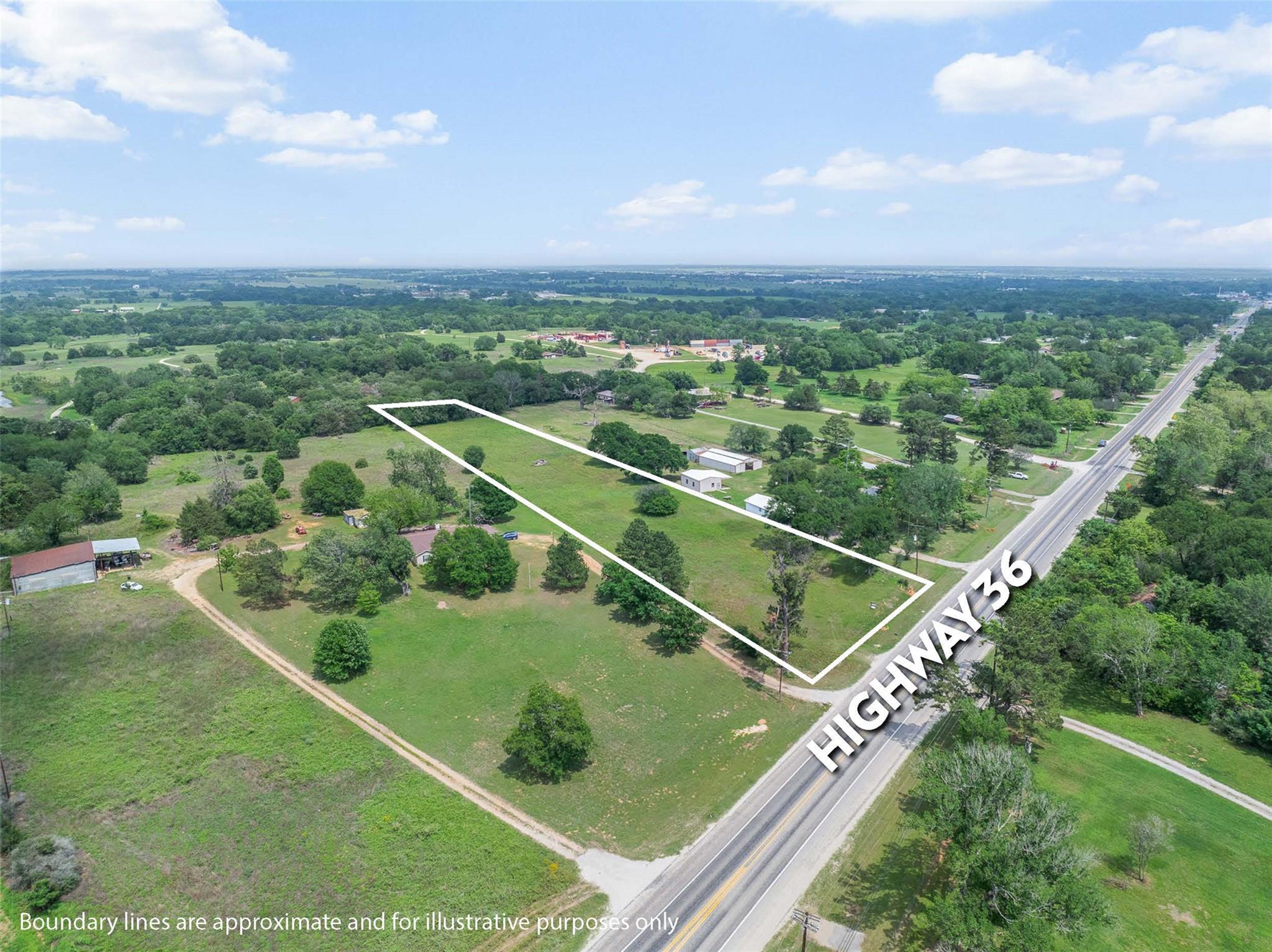 Listing photo 1 of 1572  St Hwy 36 N Hwy