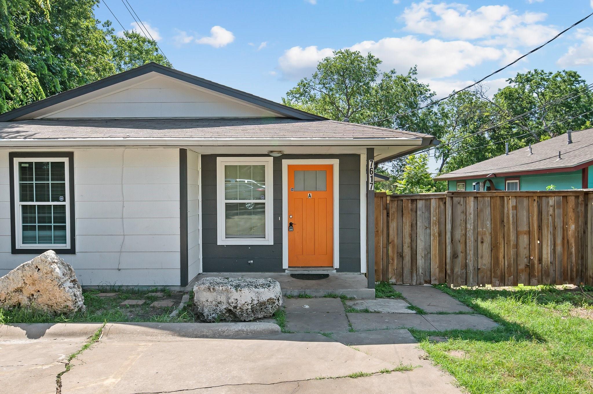 Listing photo 1 of 7617  Meador Ave  #A