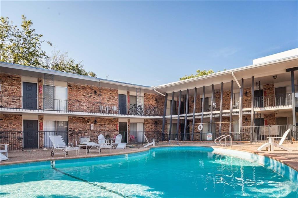 Listing photo 1 of 3212  Red River St  #108