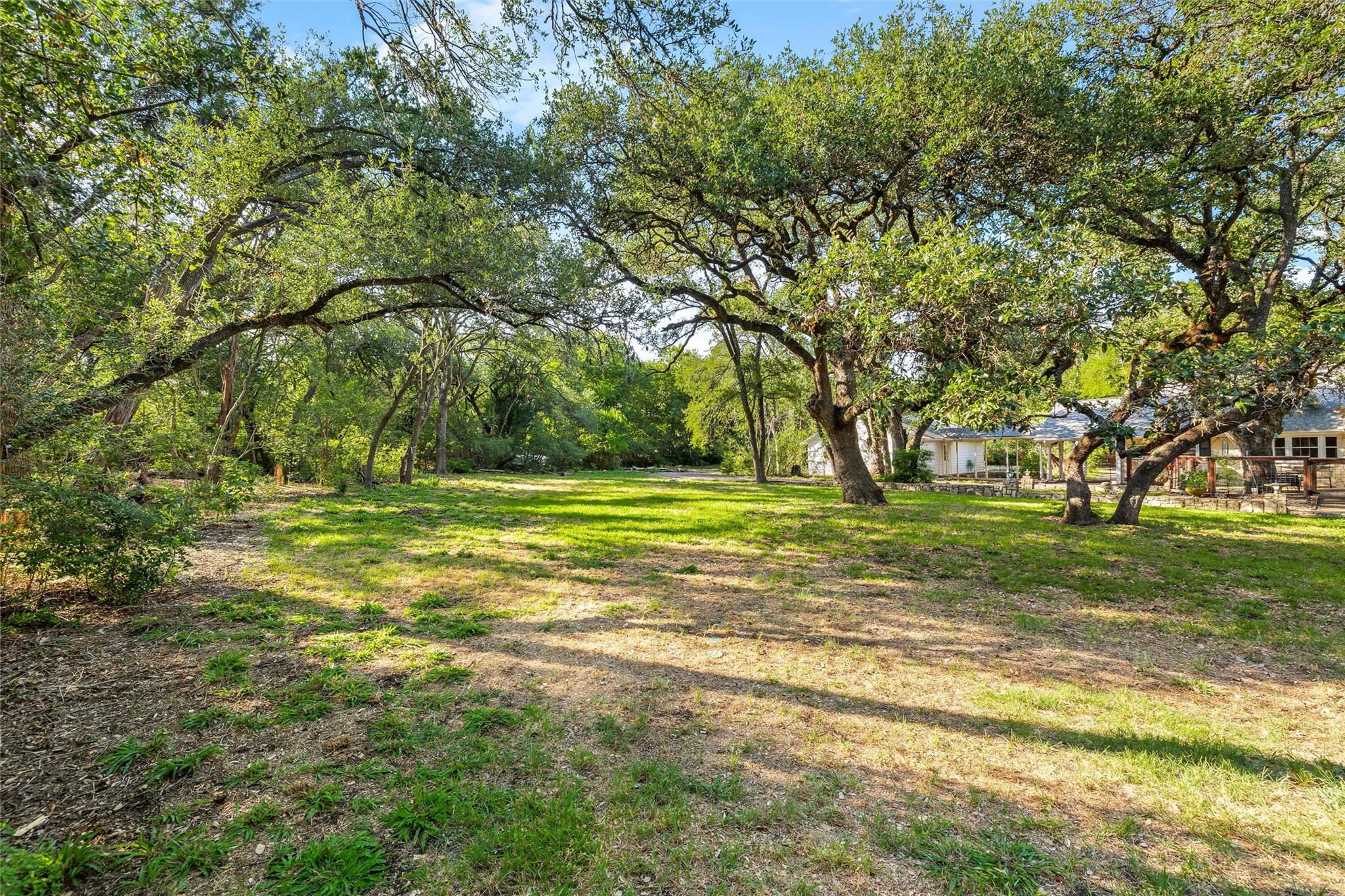 Listing photo 1 of 4101  Spicewood Springs Rd