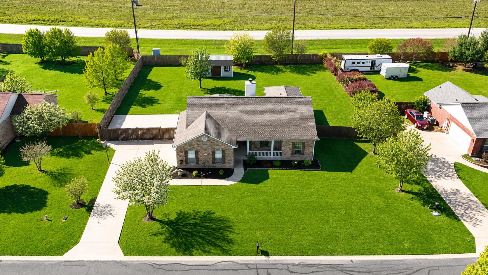 Listing photo 1 of 119  Brazos Dr