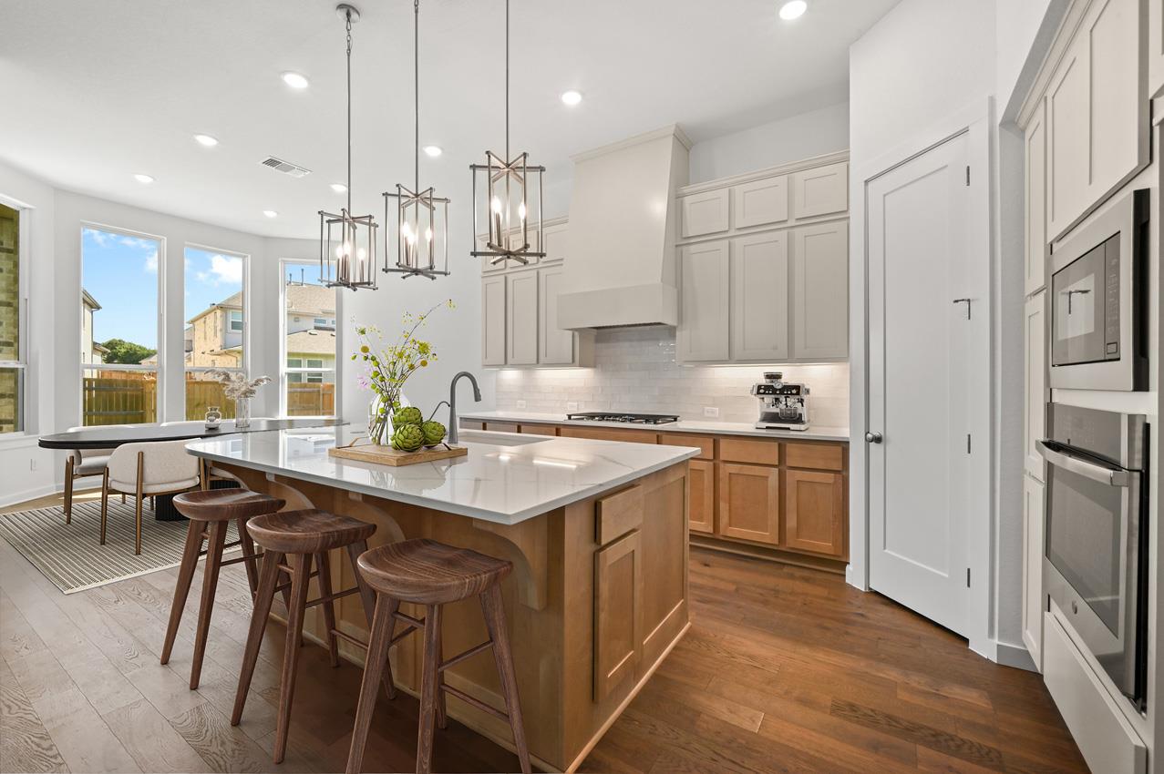 Listing photo 1 of 809  Jackson River Loop