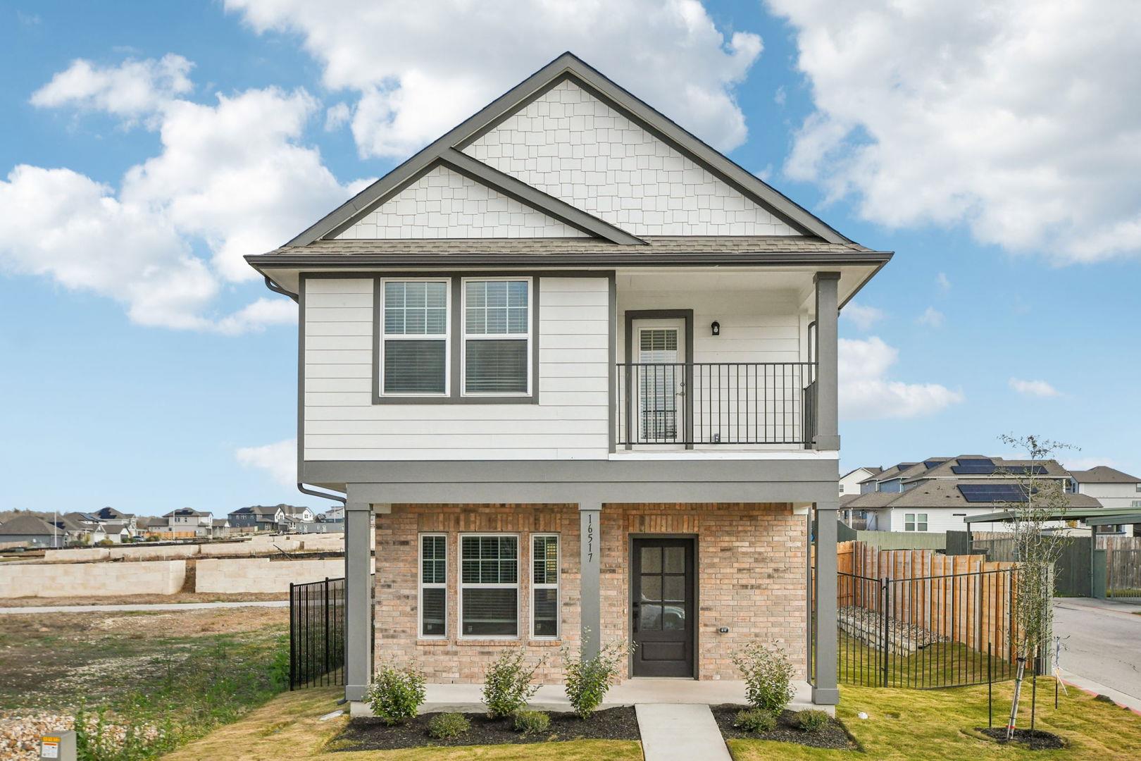 Listing photo 1 of 16517  Wind Chime Dr