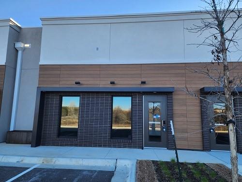 Listing photo 1 of 2261  Gattis School Rd  #225