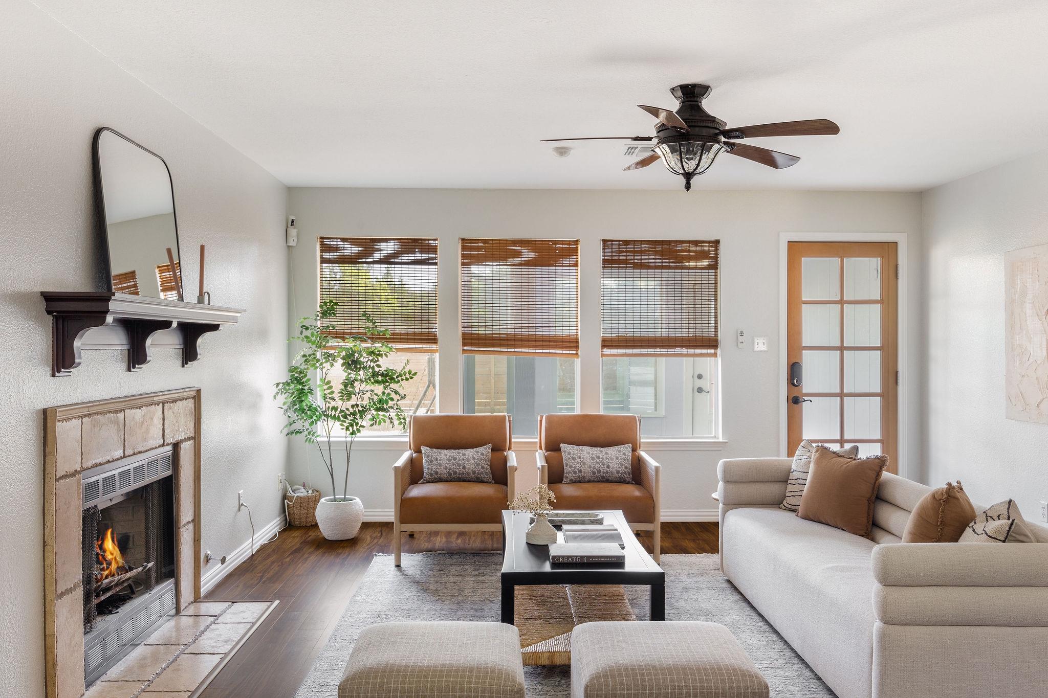 Listing photo 1 of 3000  Cohoba Dr
