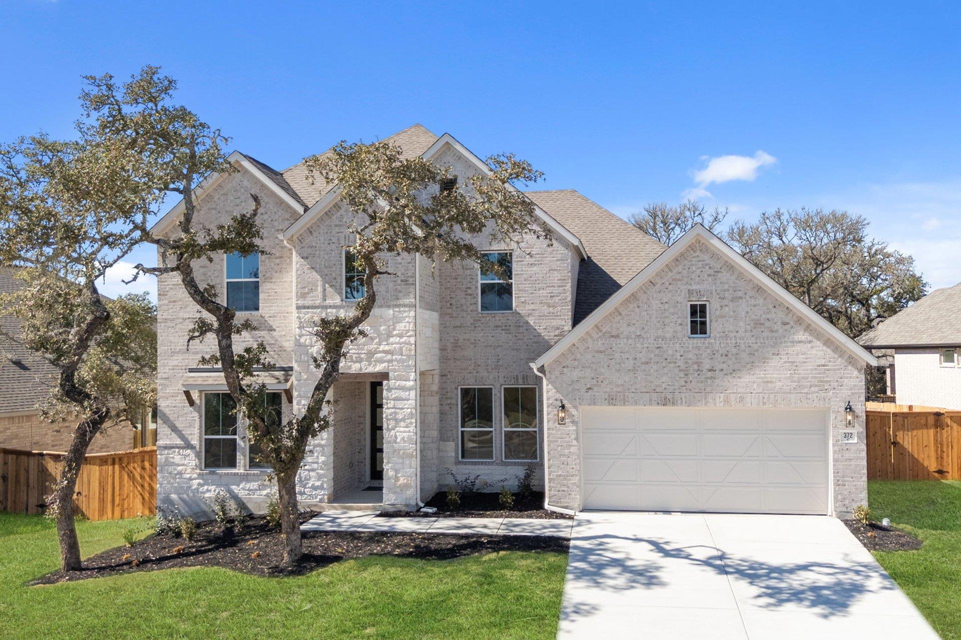 Listing photo 1 of 372  Wood Thrush Run