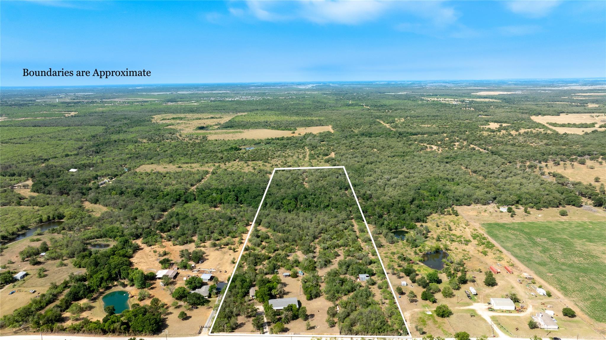 Listing photo 1 of 1400  Seminole Trl