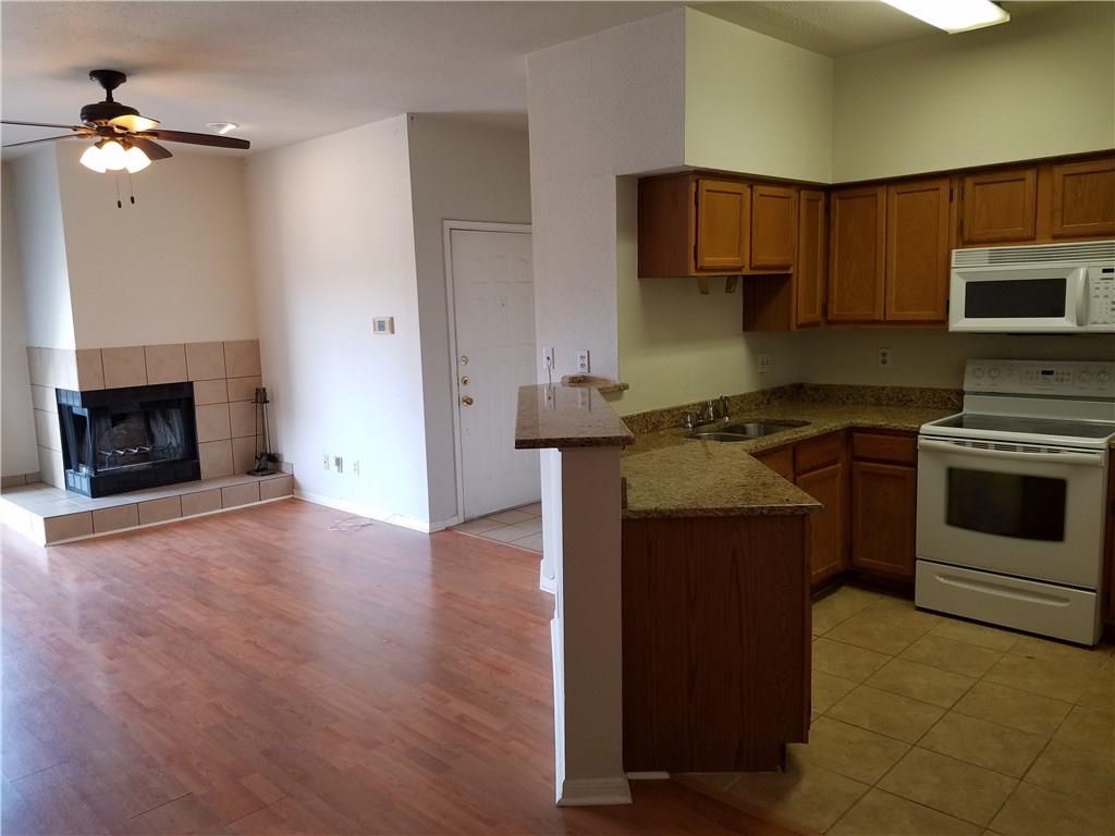 Listing photo 1 of 2450  WICKERSHAM Ln  #1317