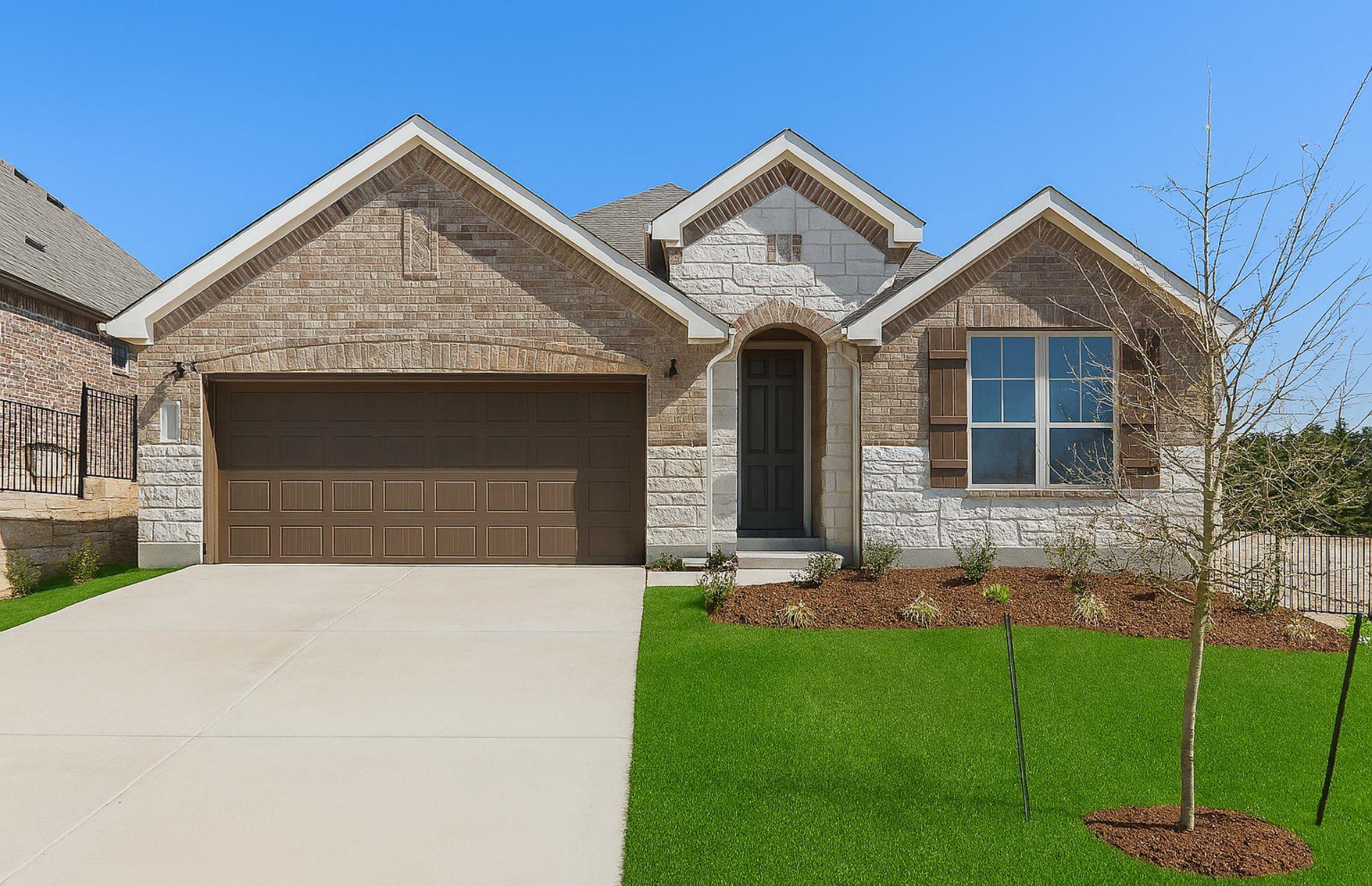 Listing photo 1 of 7009  Cliff Rose Dr