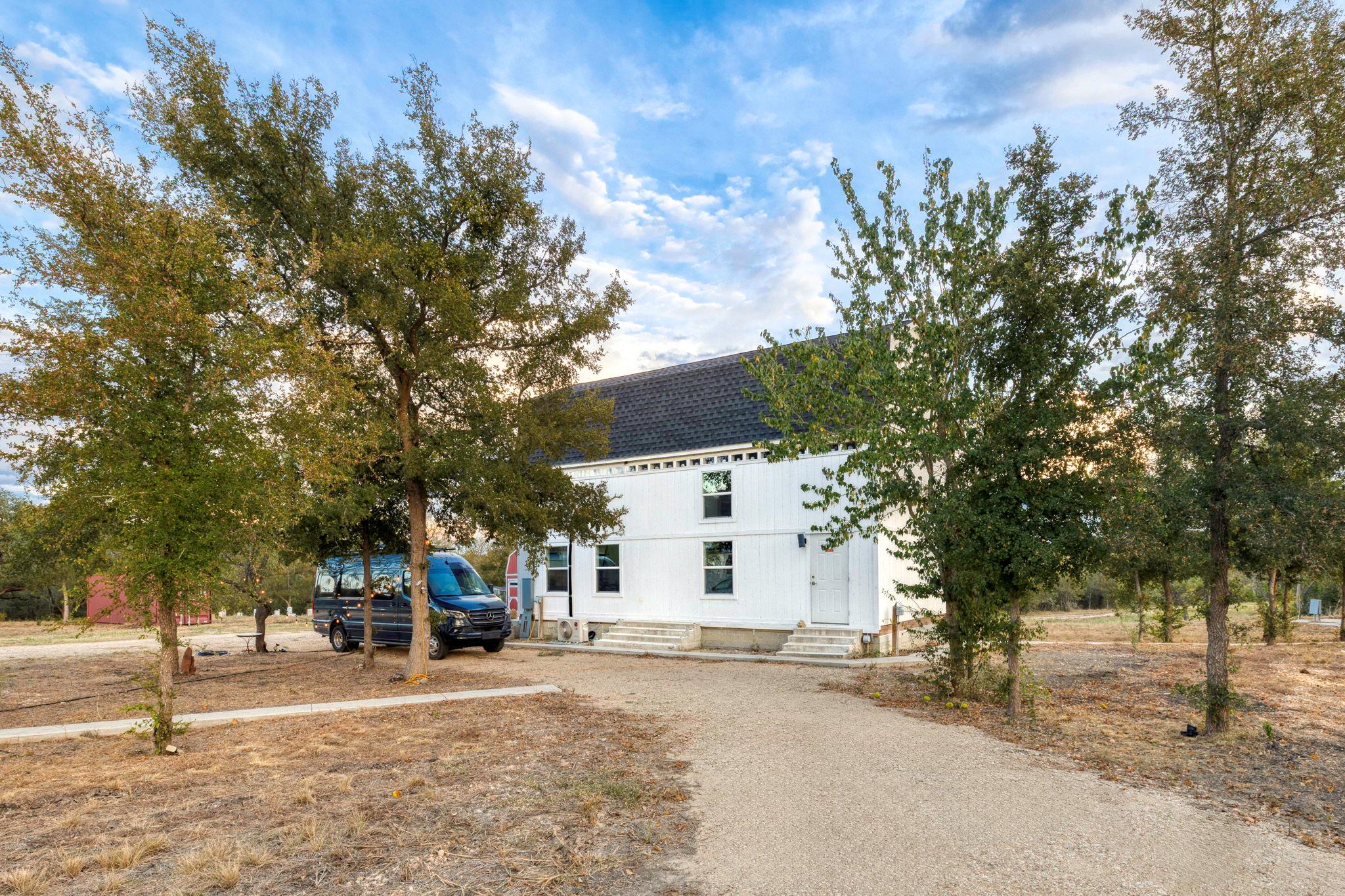 Ảnh nhà đang rao bán 1 của 1501  Boggy Creek Rd