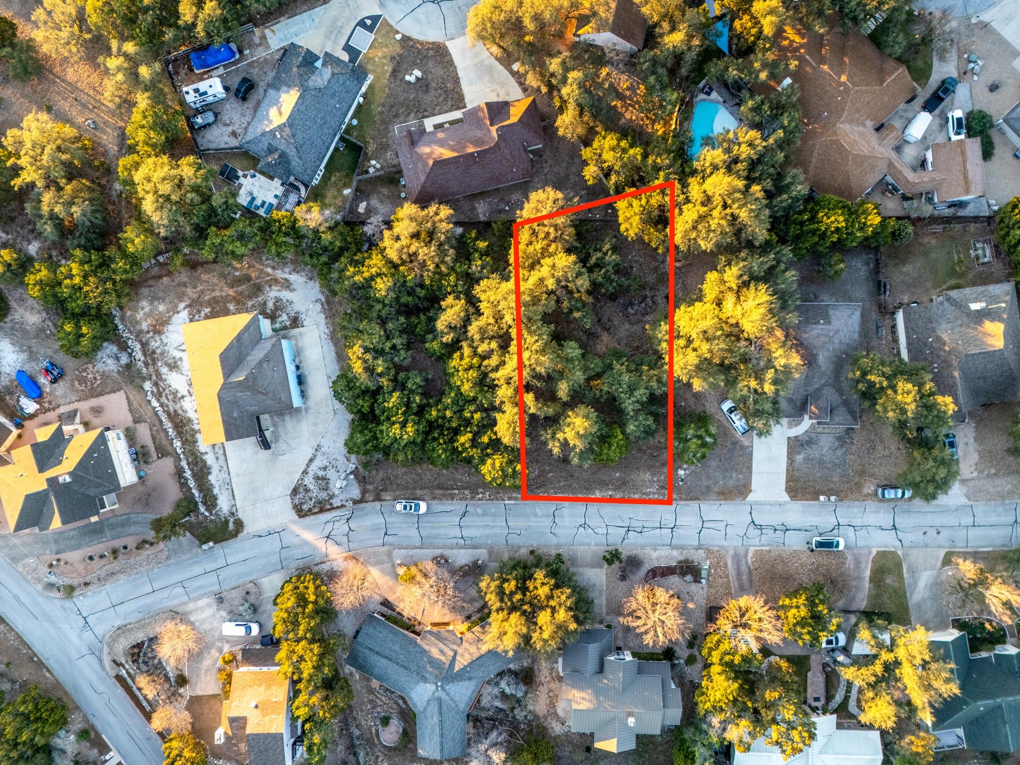 Listing photo 1 of 18813  Kelly Dr