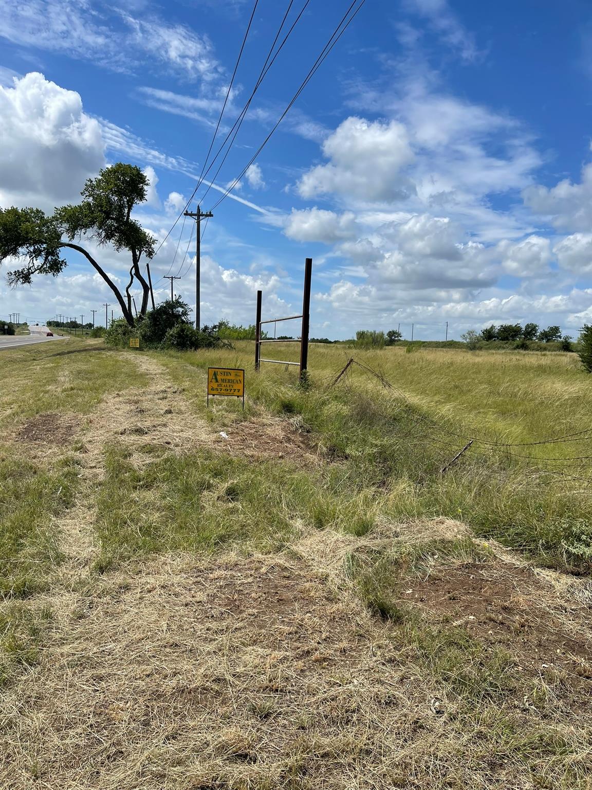 Listing photo 1 of 316  HWY US 183 NORTH None