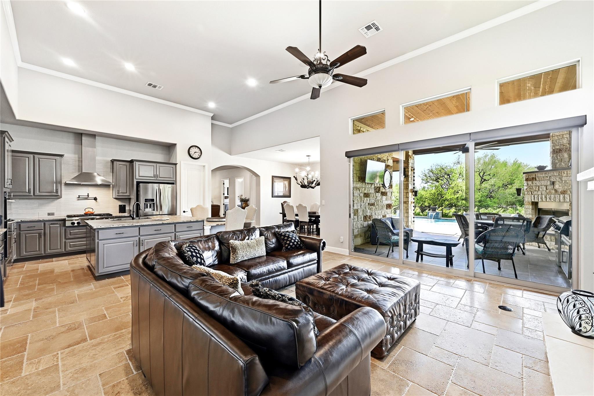 Listing photo 1 of 120  Applewood Dr