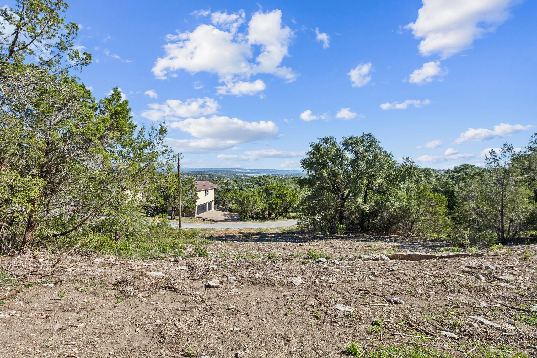 Listing photo 1 of 22305  Bute Dr