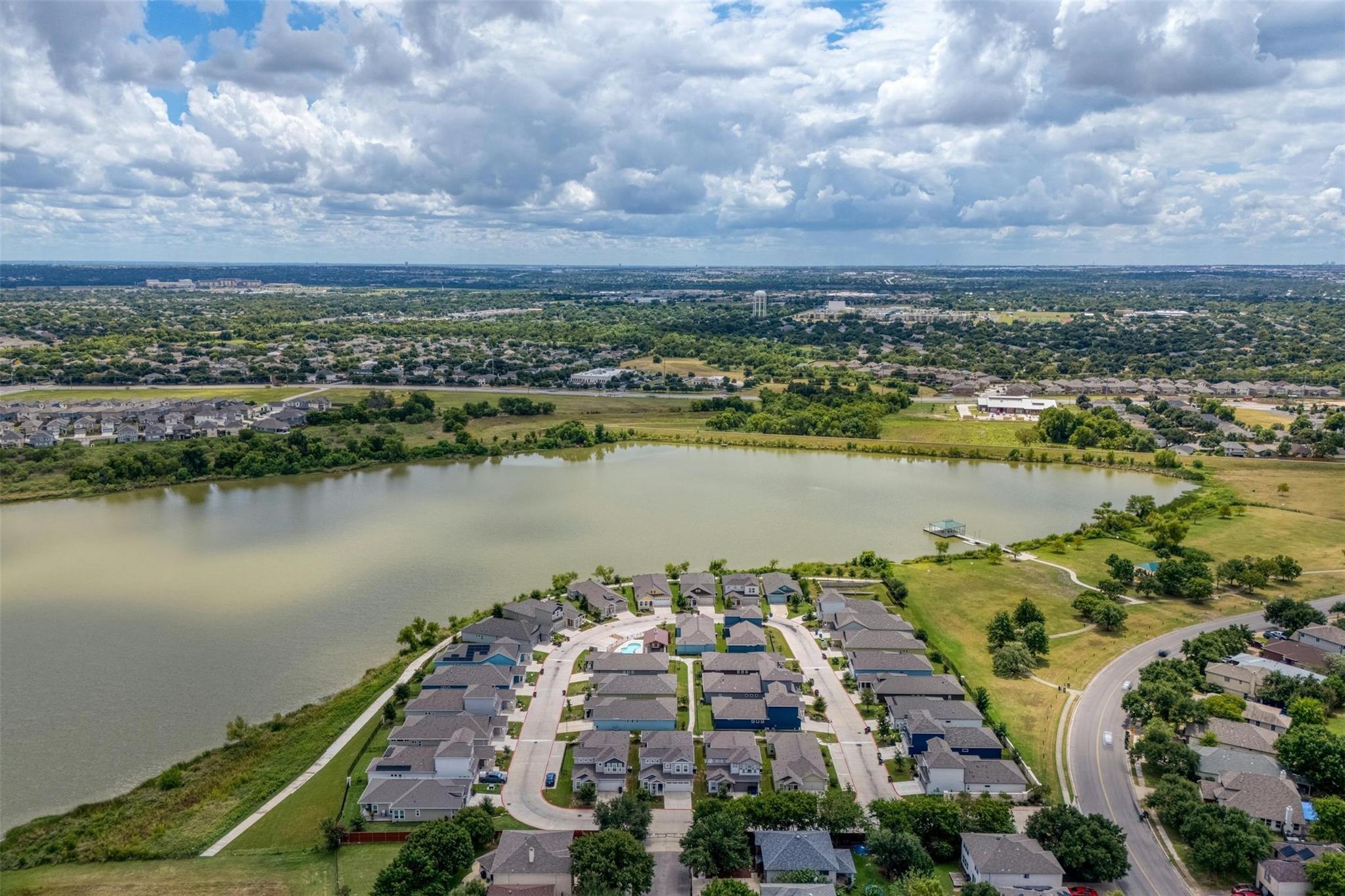 Listing photo 1 of 3017  Settlement Dr  #24
