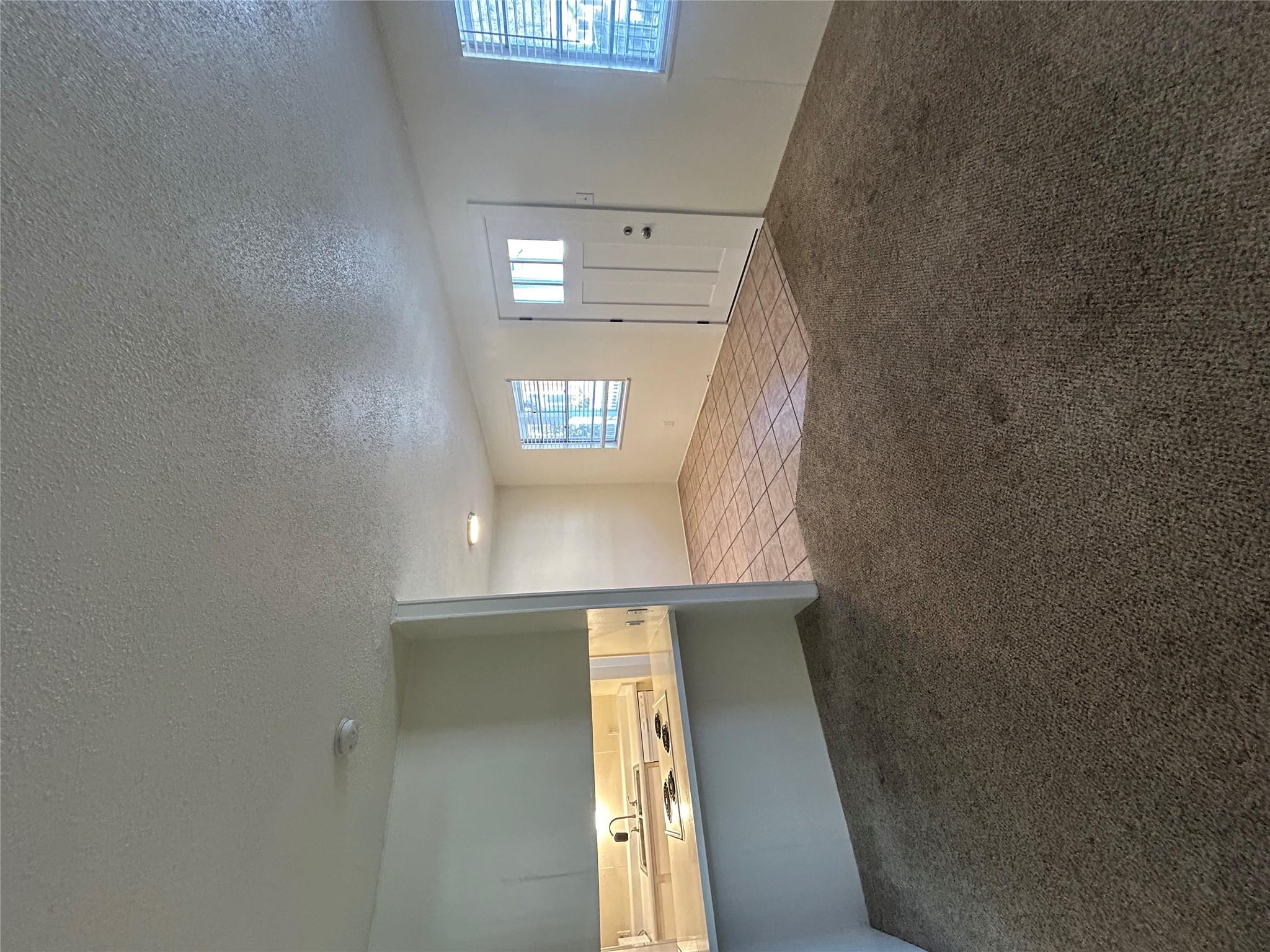 3703  Harmon Ave  #207 매물 사진 1