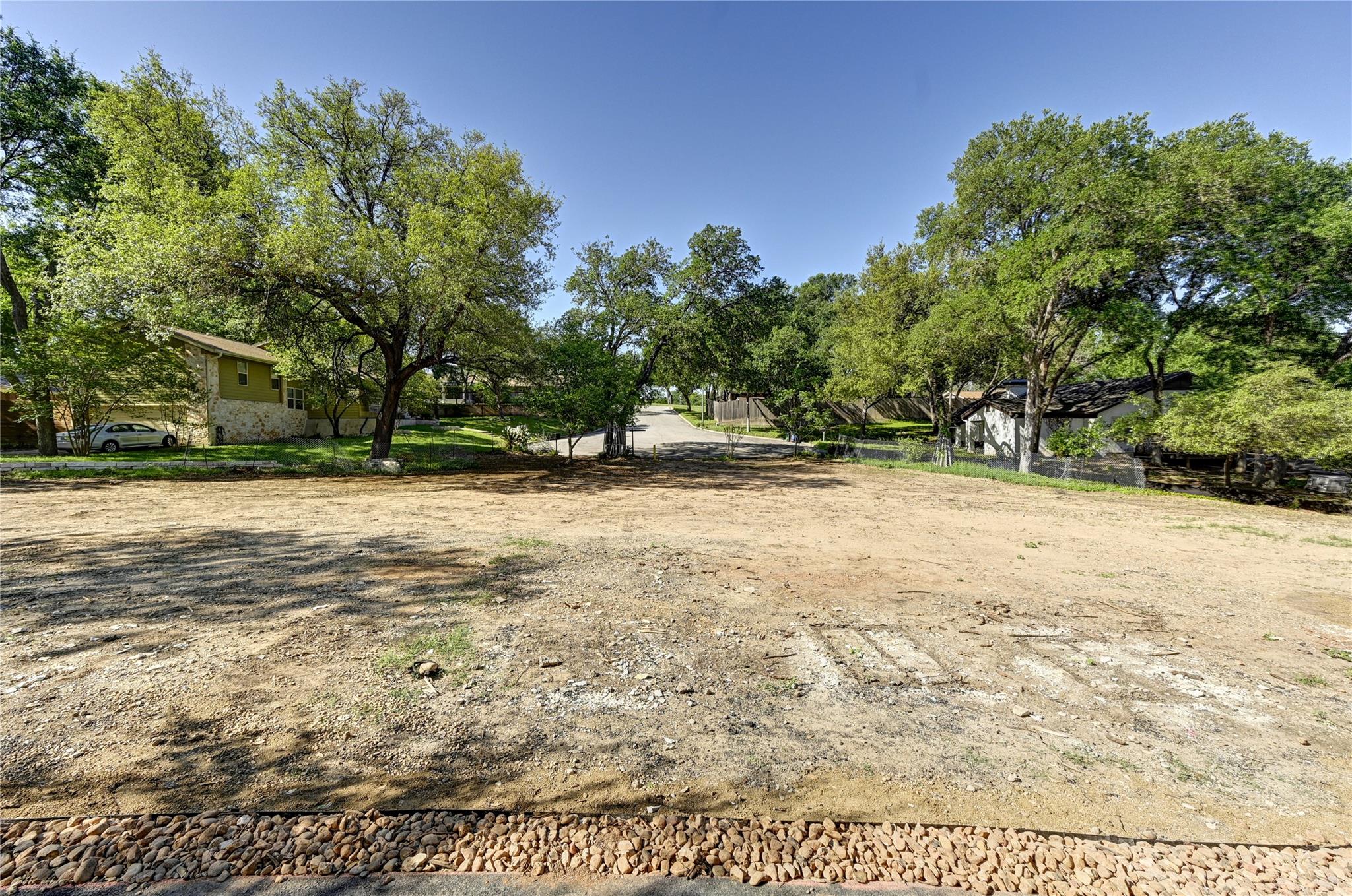 Listing photo 1 of 2000-2A  Breeze Holw