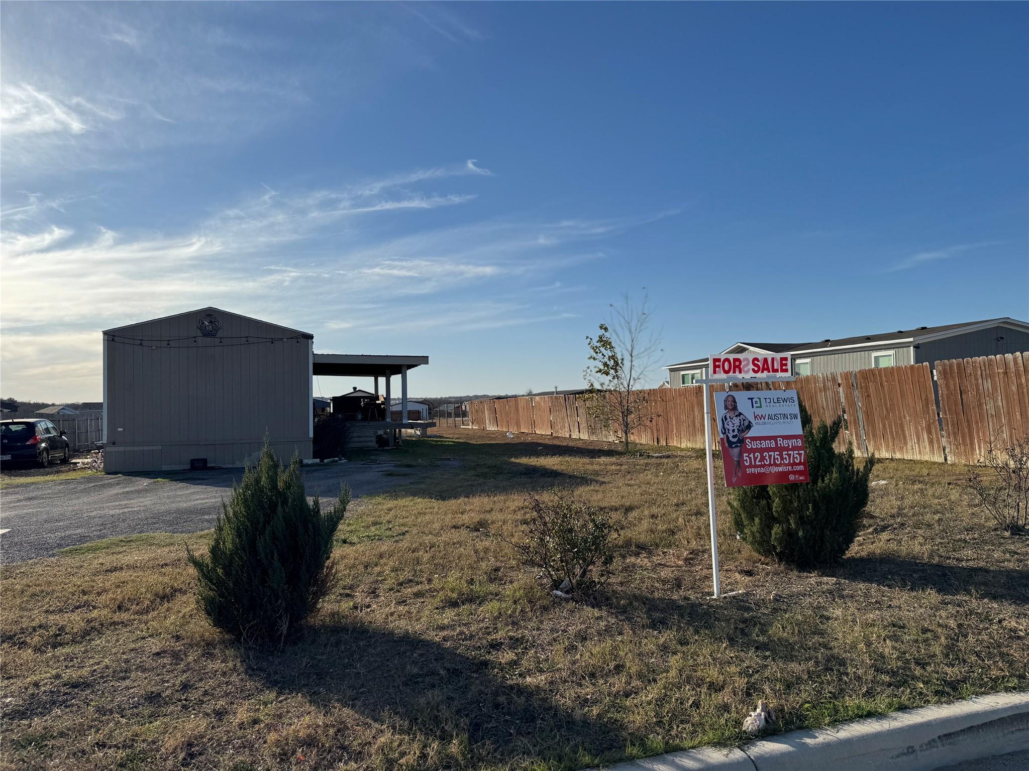 Listing photo 1 of 815  Rustler Pass
