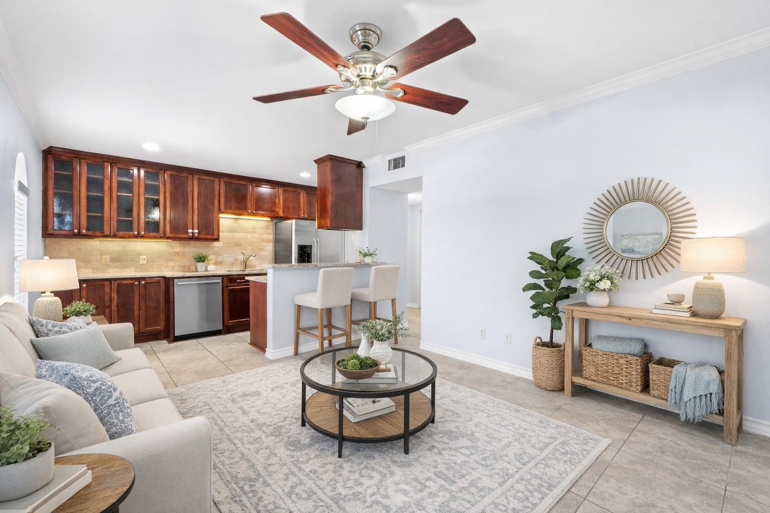 Listing photo 1 of 407 E 45th St  #108