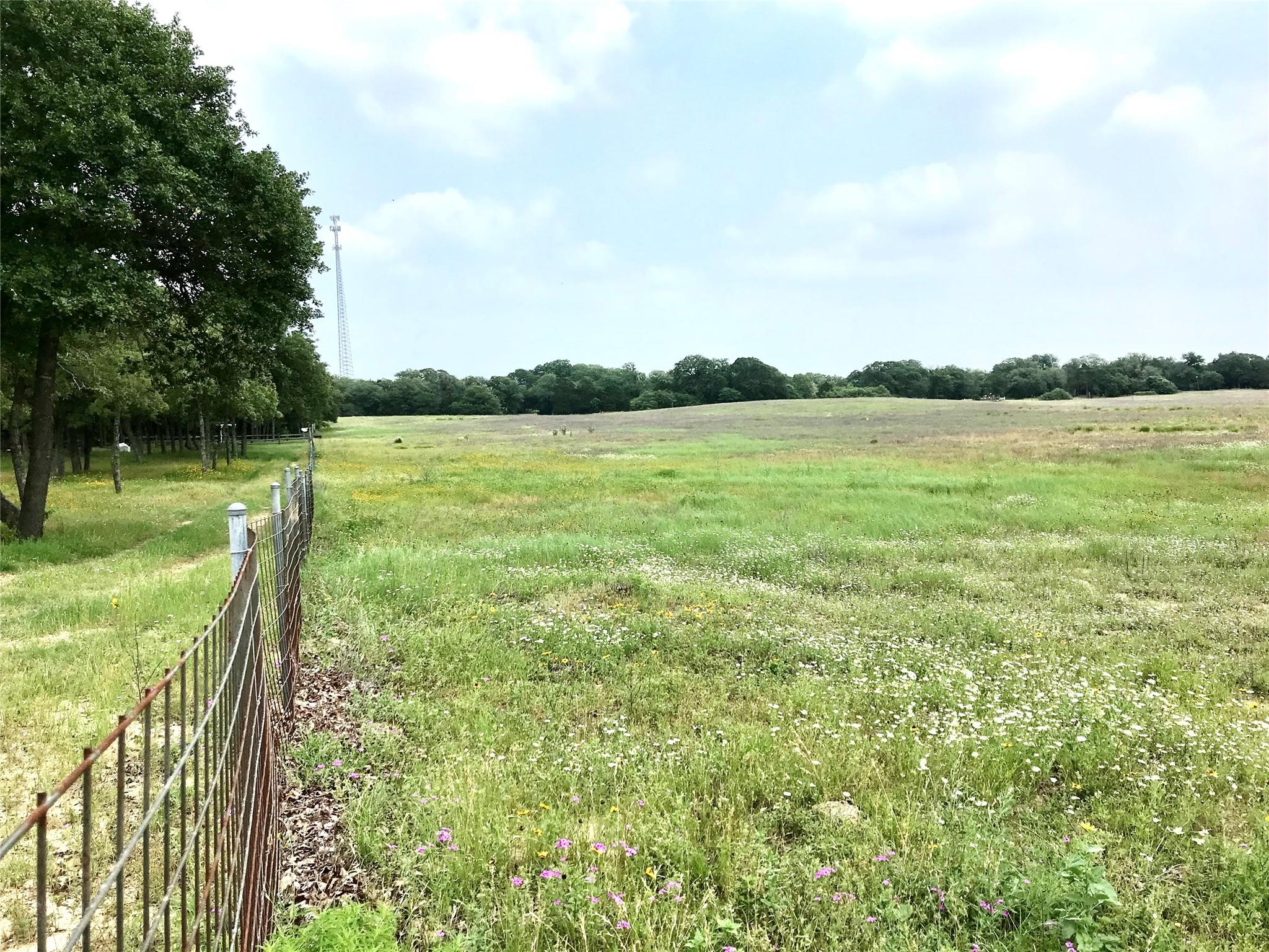Listing photo 1 of 1672  Sayers Tract 4 Rd
