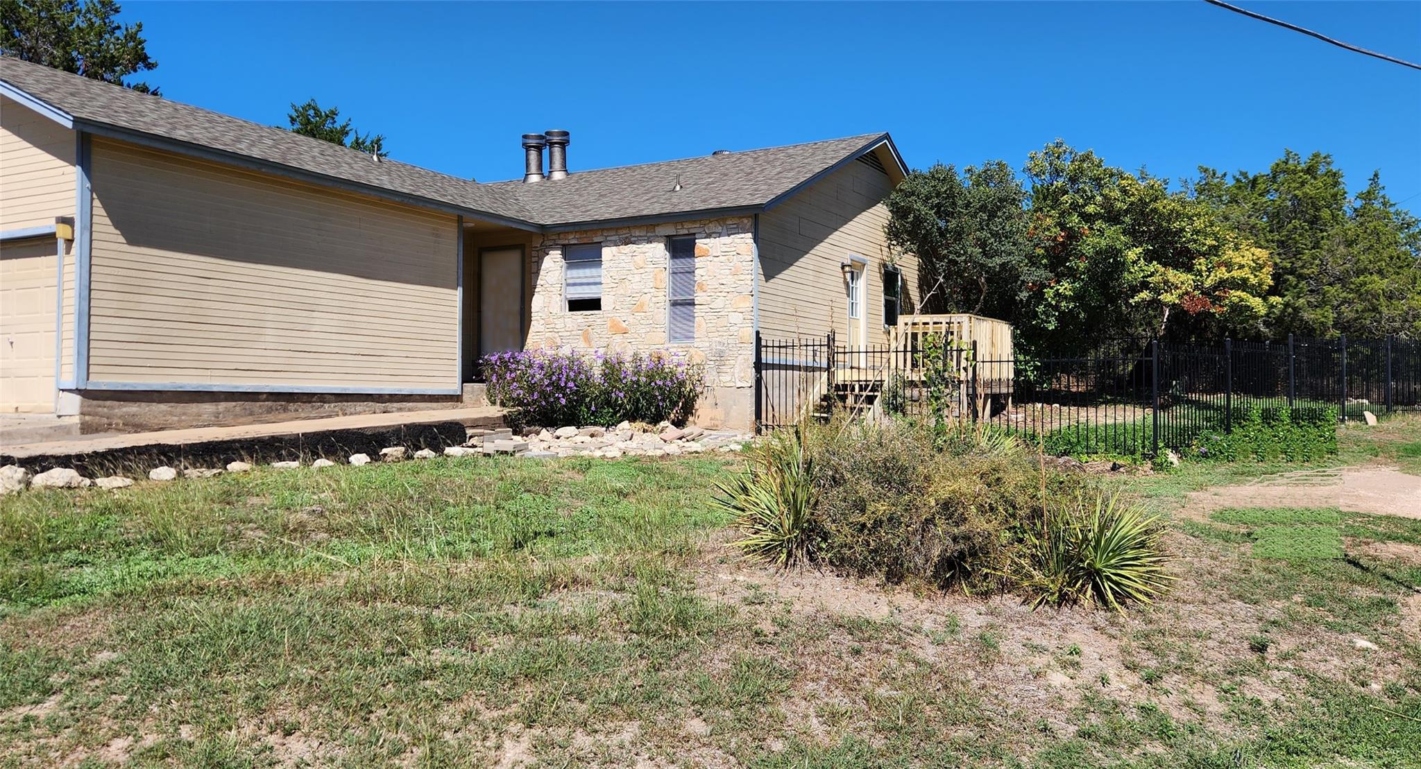 Listing photo 1 of 21513  Coyote Trl  #B rt