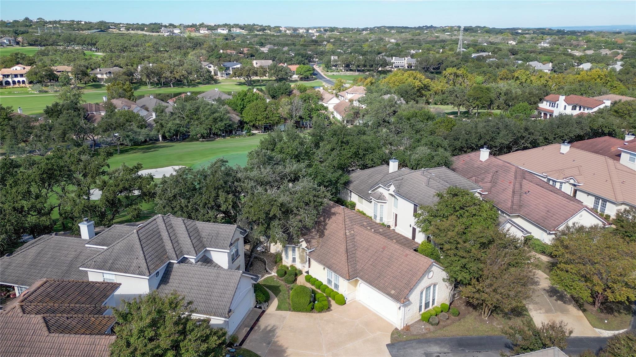 Listing photo 1 of 219  The Hills Dr  #5