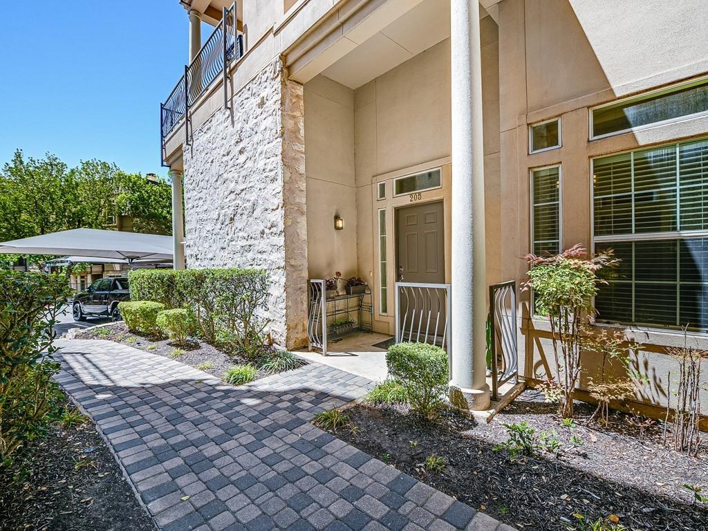 Listing photo 1 of 2918  Ranch Road 620 None N #X-205