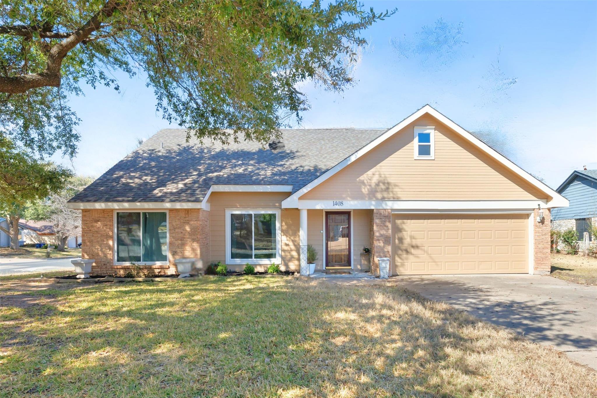 Listing photo 1 of 1408  Doonesbury Dr