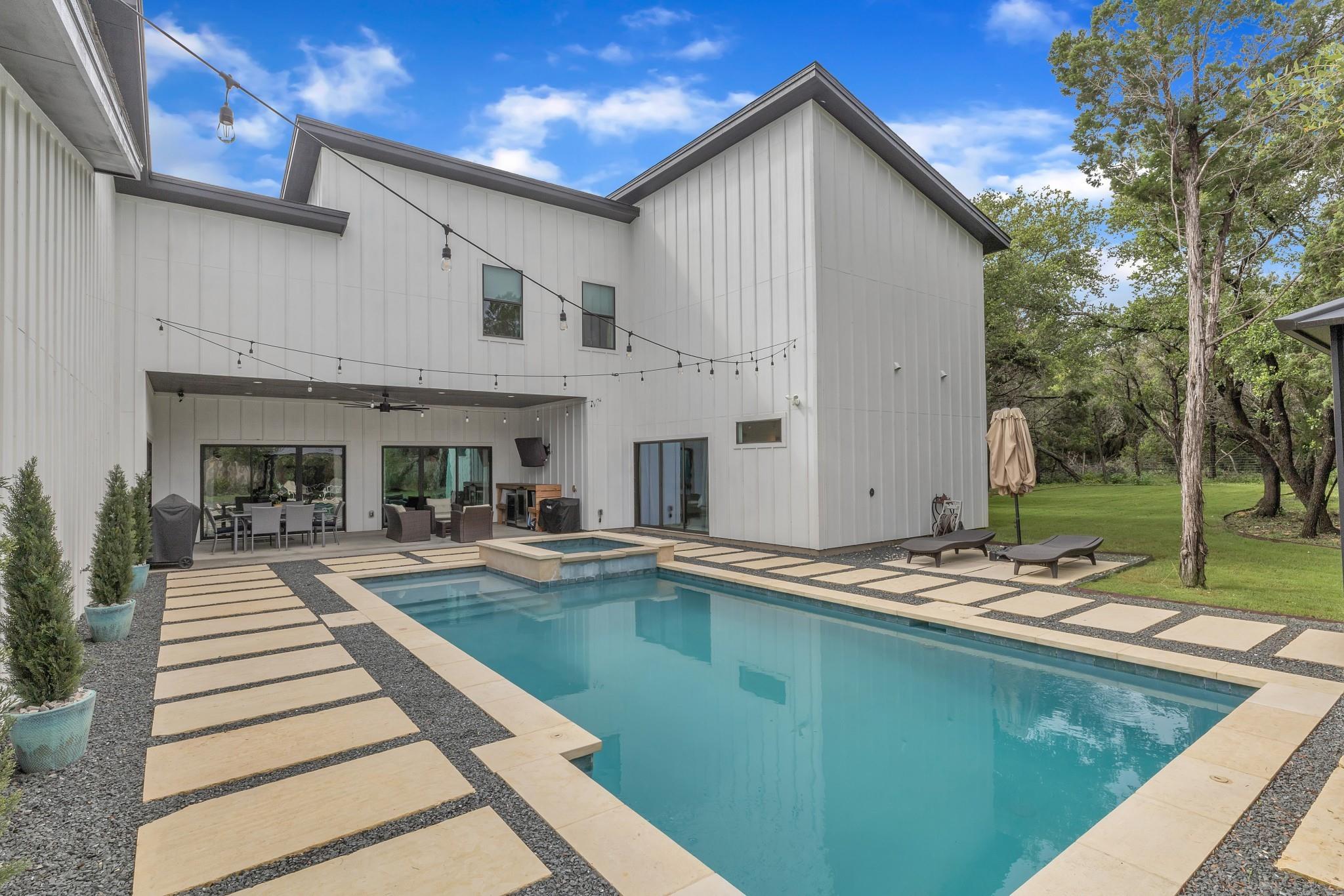 Listing photo 1 of 16001  Pool Canyon Rd