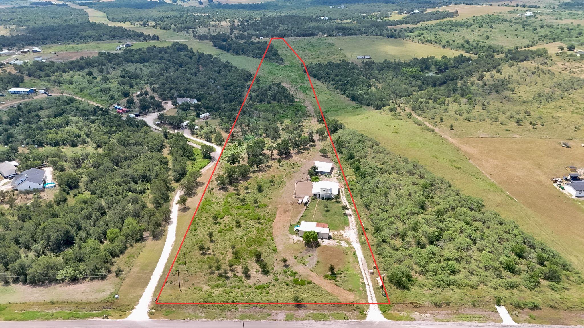 Listing photo 1 of 2690  County Road 466 None