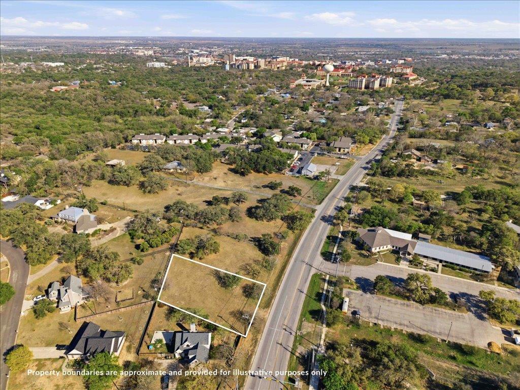 Listing photo 1 of 1526  RR 12 Cir