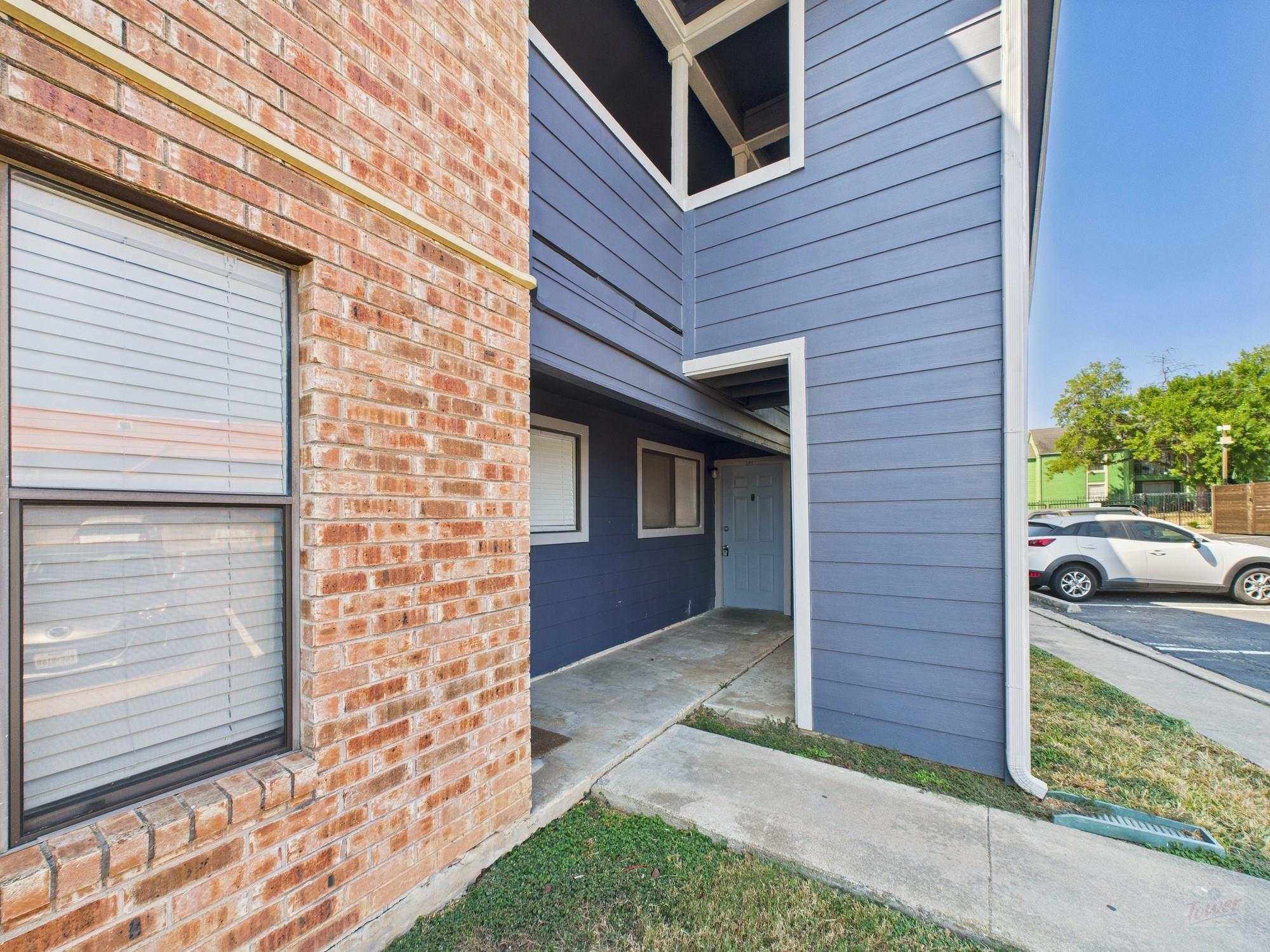 Listing photo 1 of 2500  Burleson Rd  #201