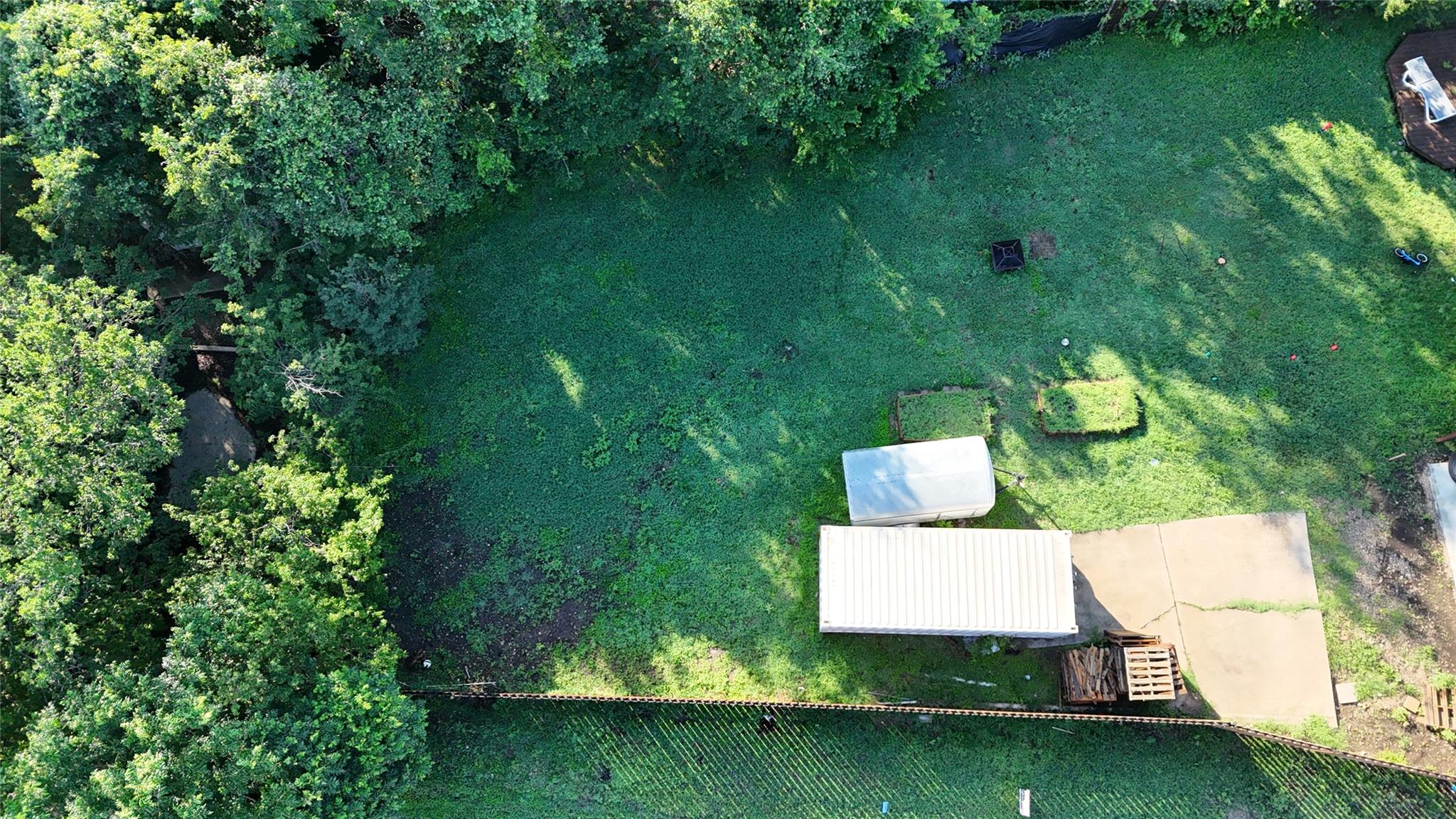 Listing photo 1 of 3911  Keats Dr