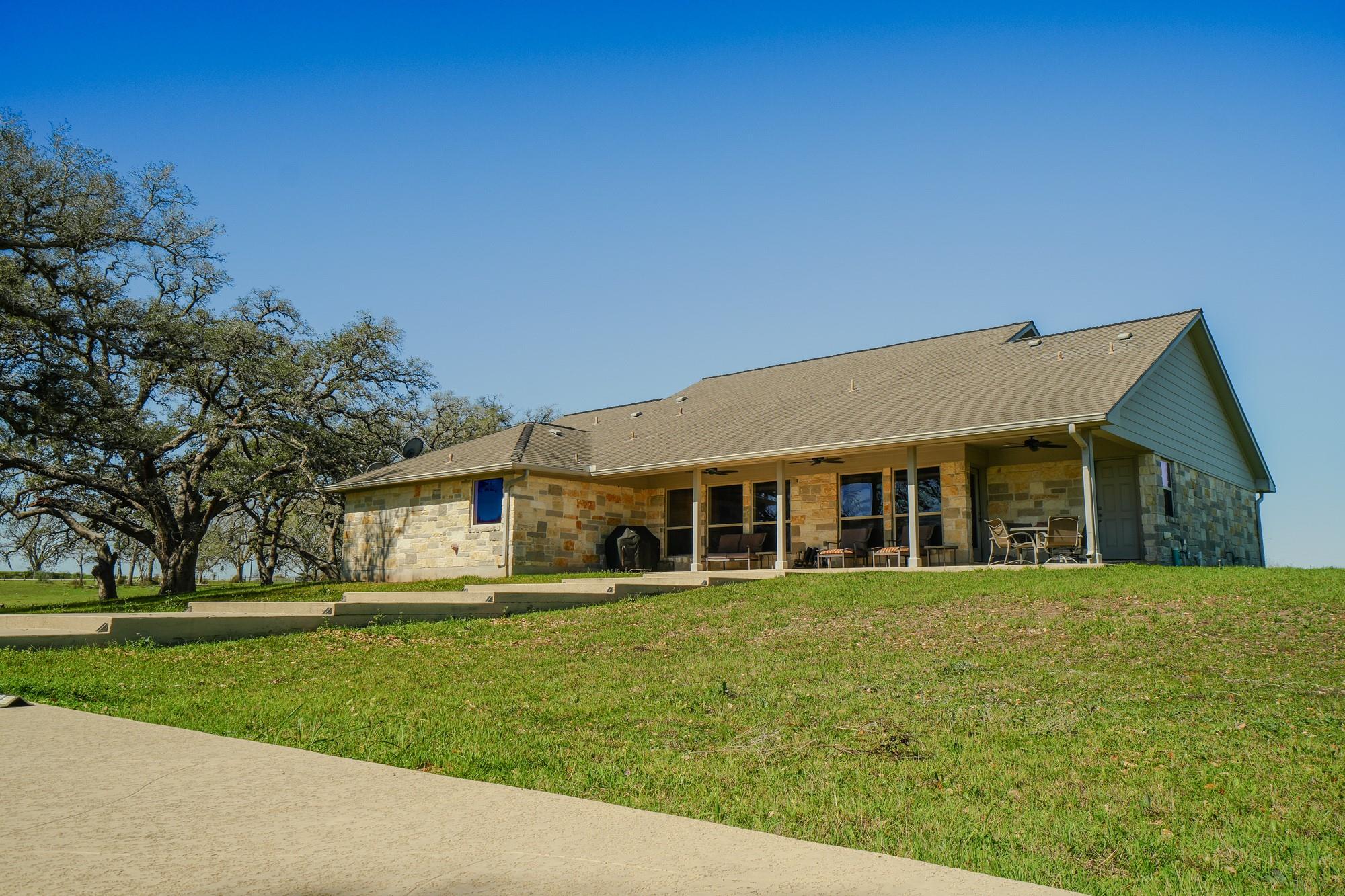 Listing photo 1 of 1797  County Road 261 None