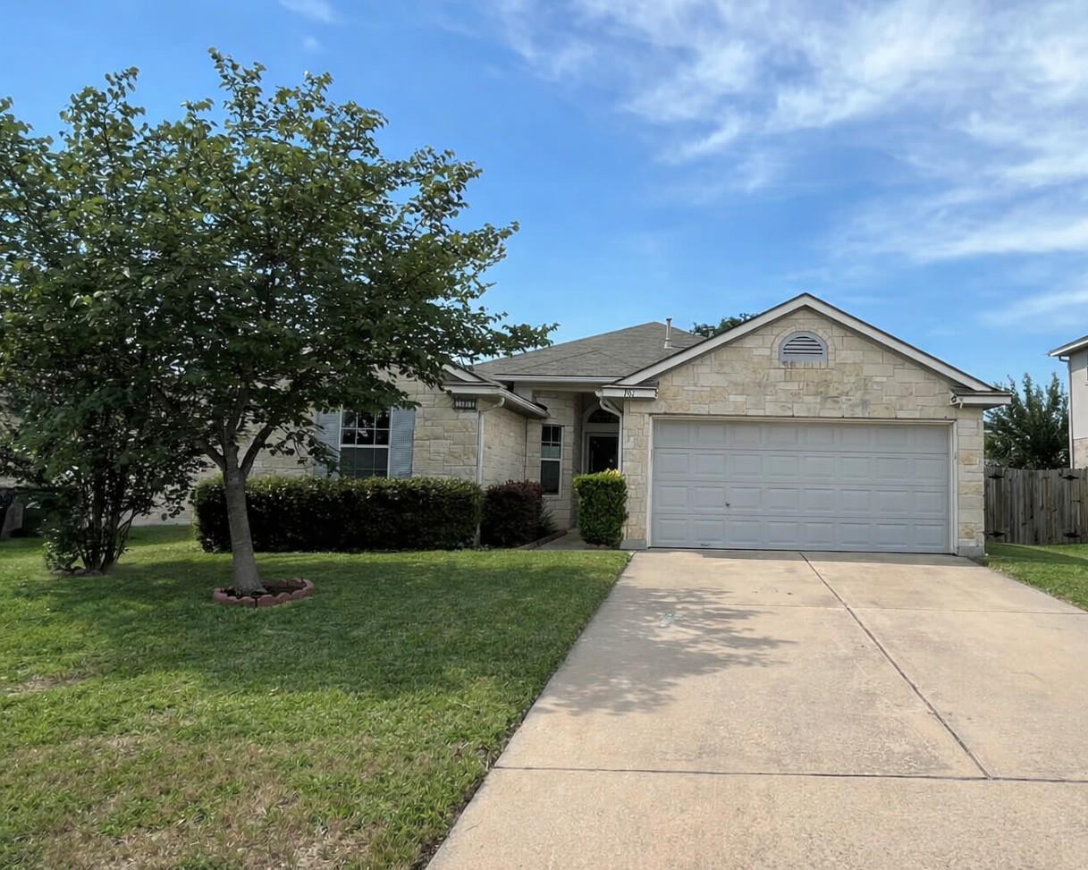 Listing photo 1 of 701  Los Robles Rd