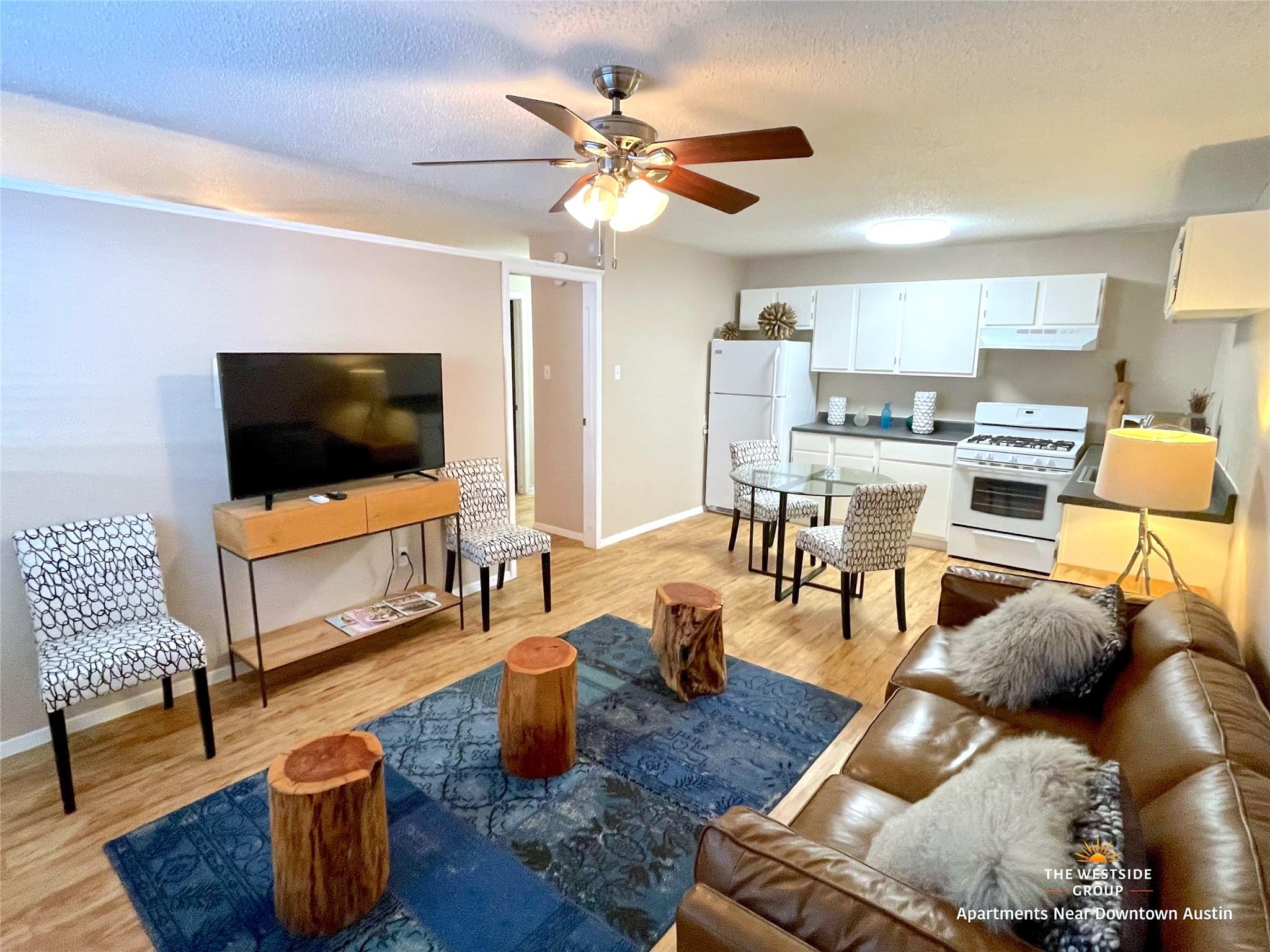 Listing photo 1 of 1616 W 6th St  #106