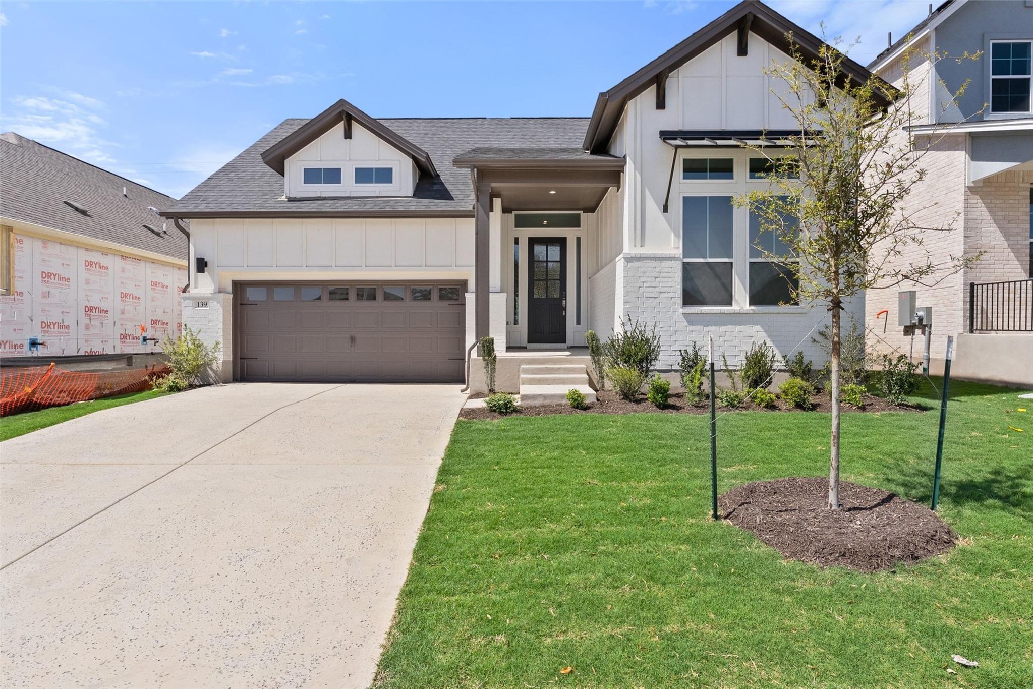 Listing photo 1 of 139  Comfort Dr