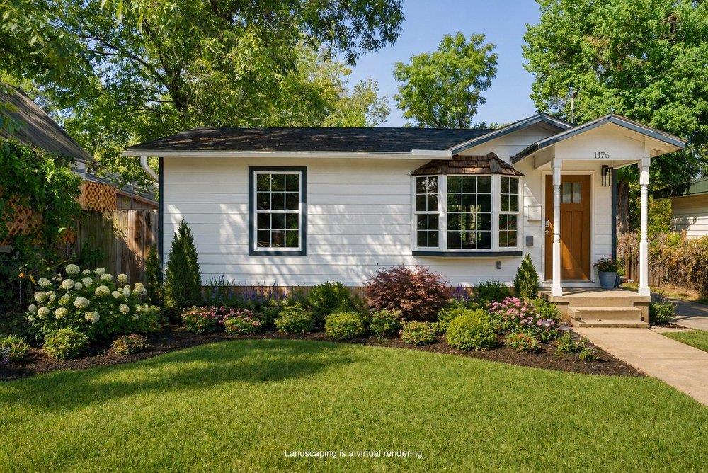 Listing photo 1 of 1176  Graham St