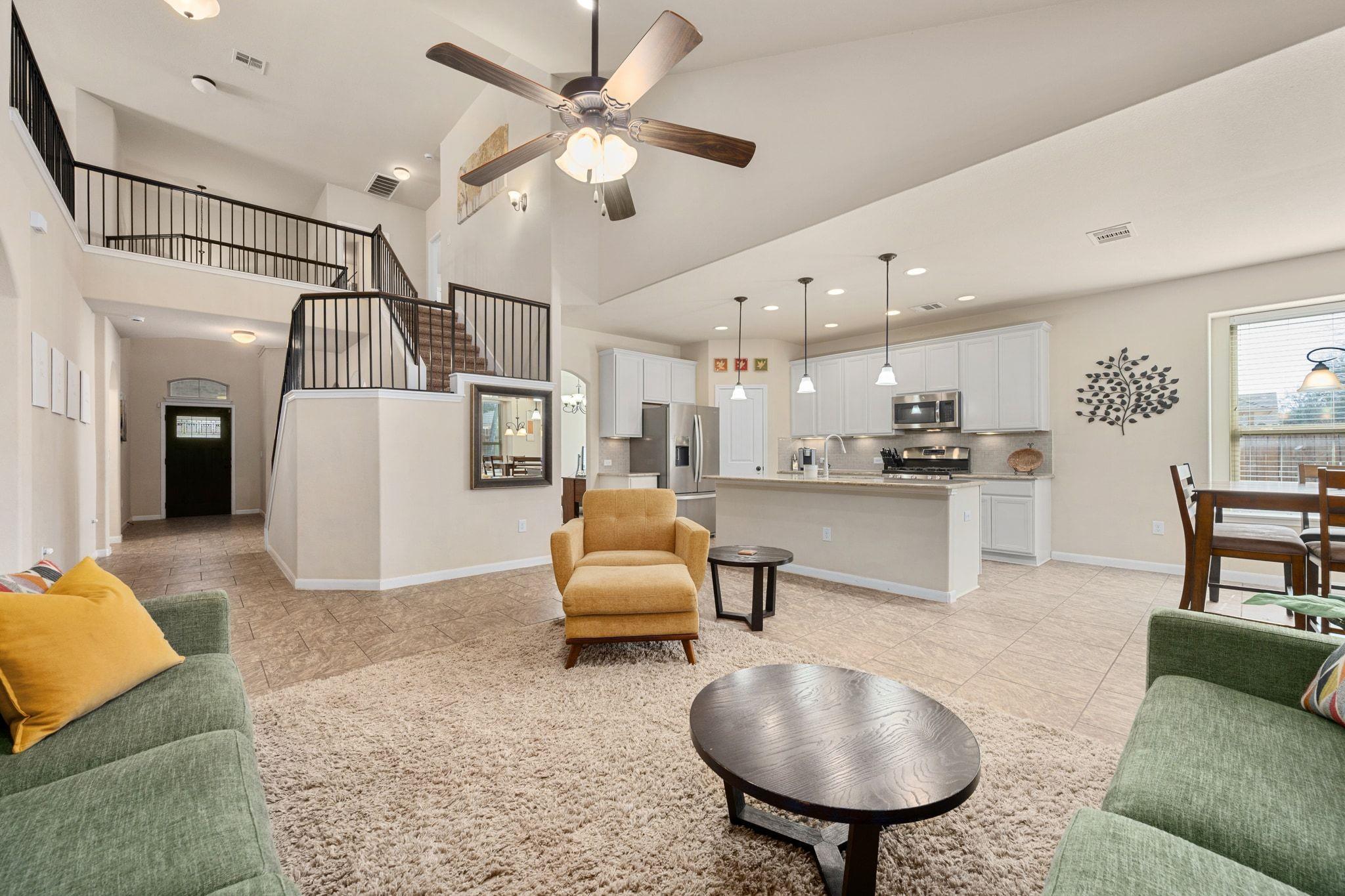 Listing photo 1 of 738  Palo Duro Loop